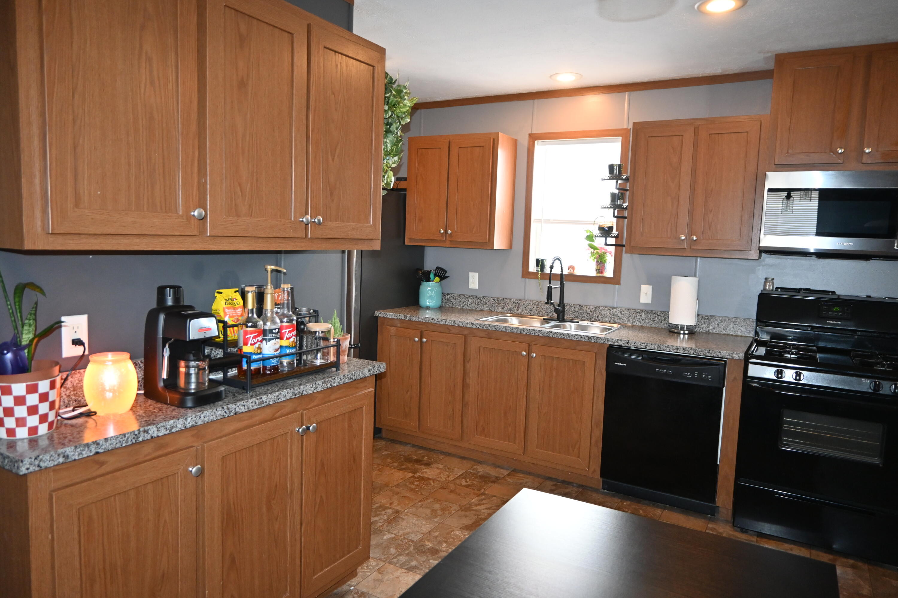 1463 Kenora Street Norton Shores MI 49444