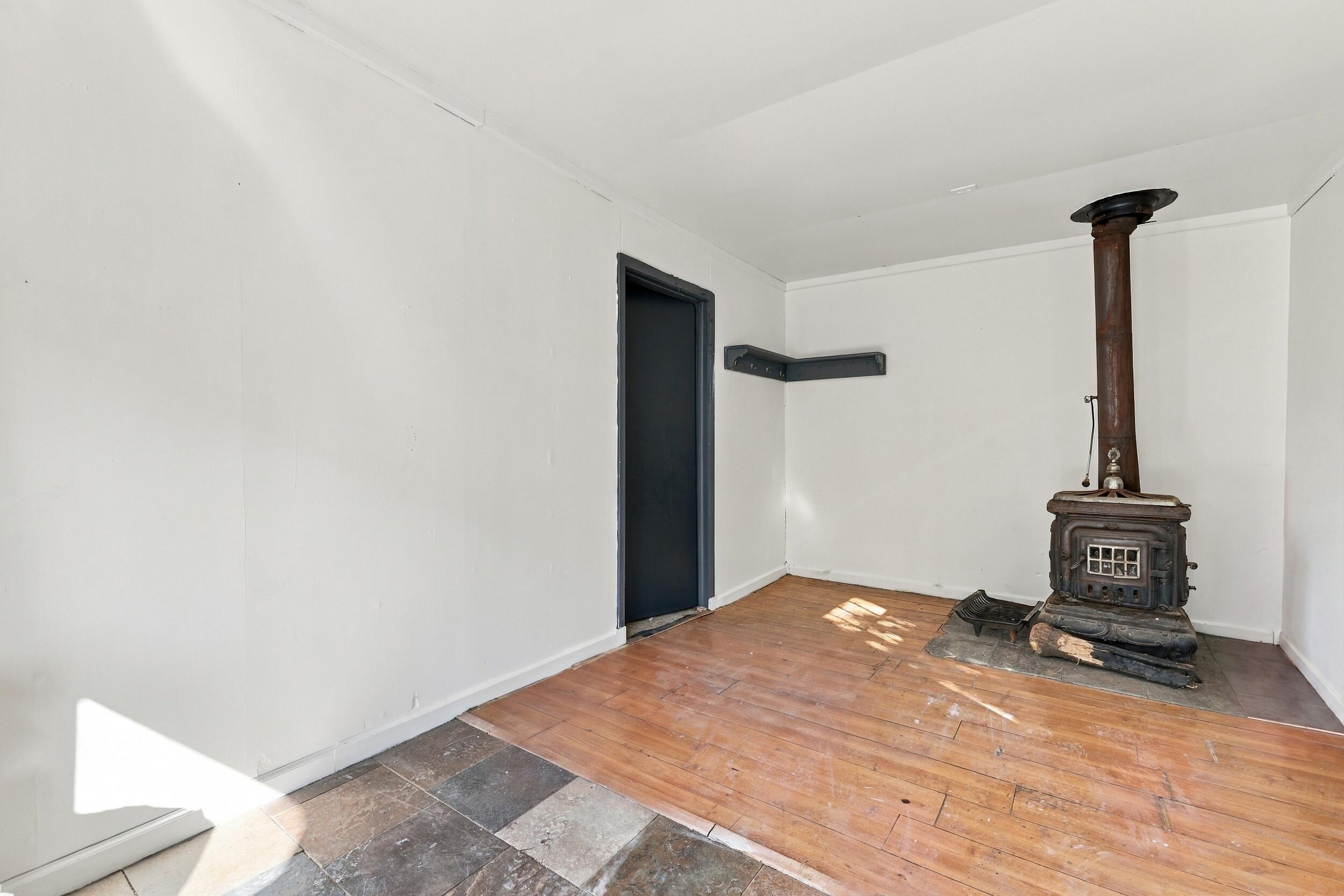 324 Gladstone Drive SE East Grand Rapids MI 49506