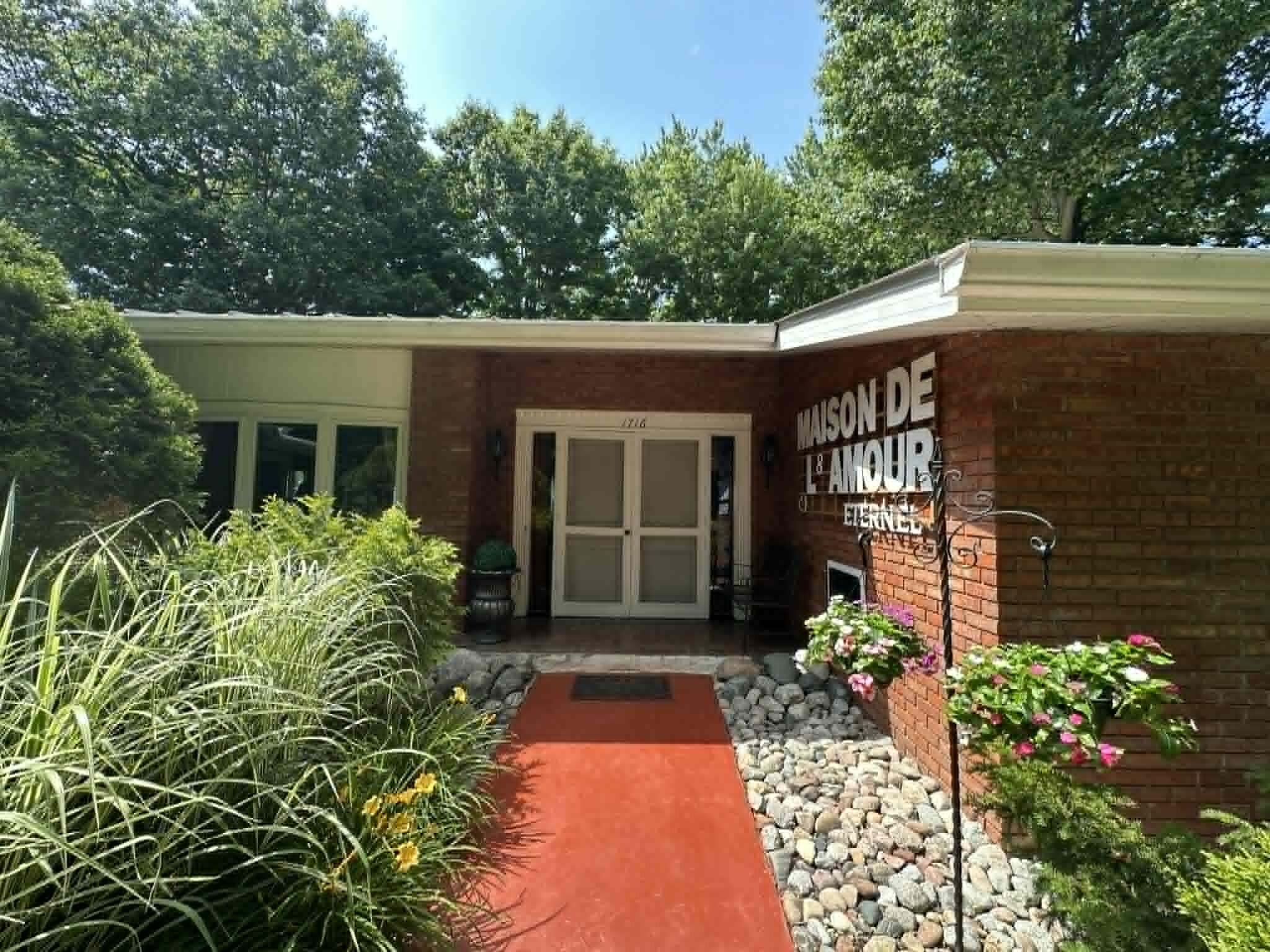 1716 W Benson Road Benton Harbor MI 49022