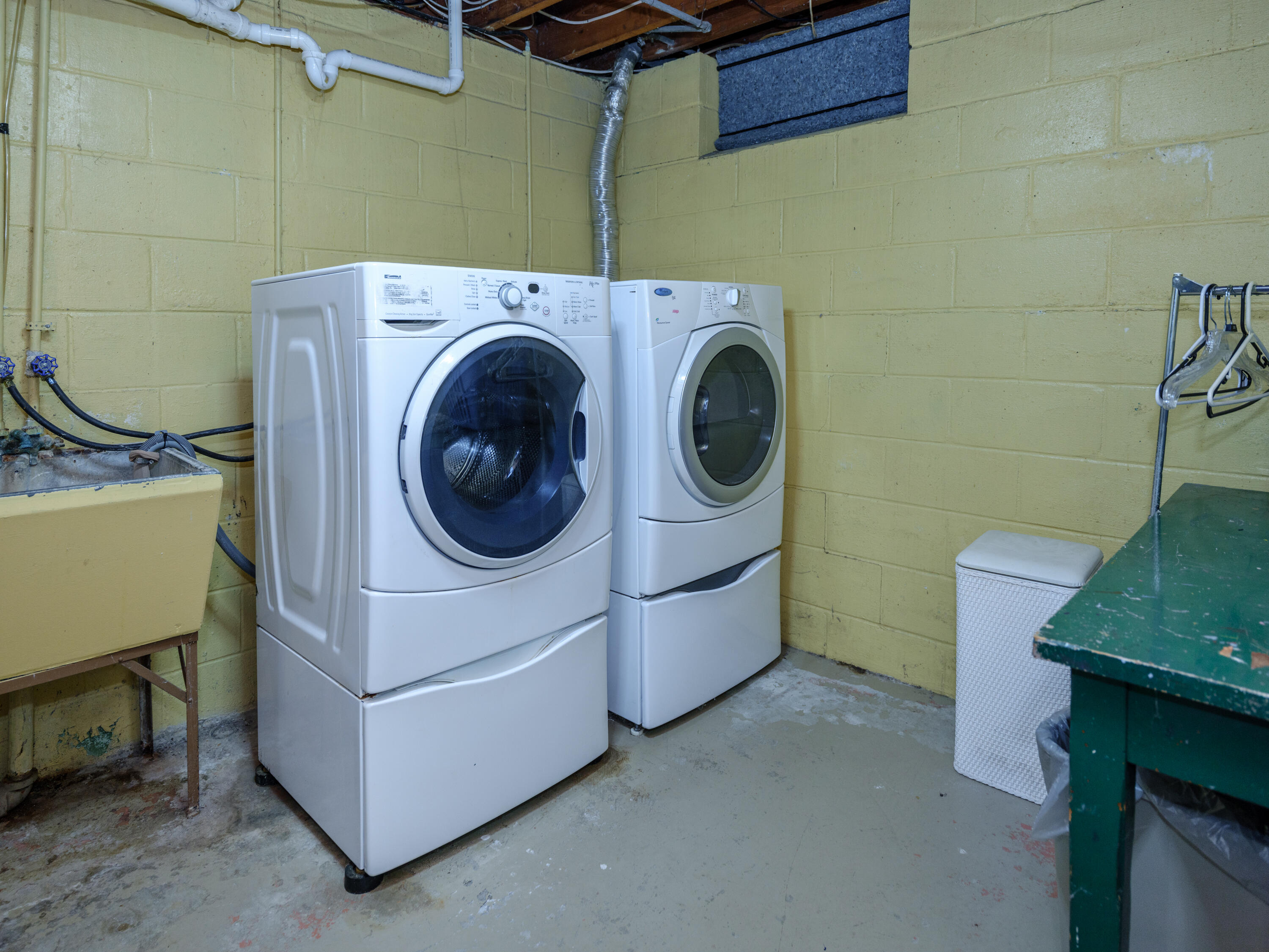 1927 Indiana Street Kalamazoo MI 49008