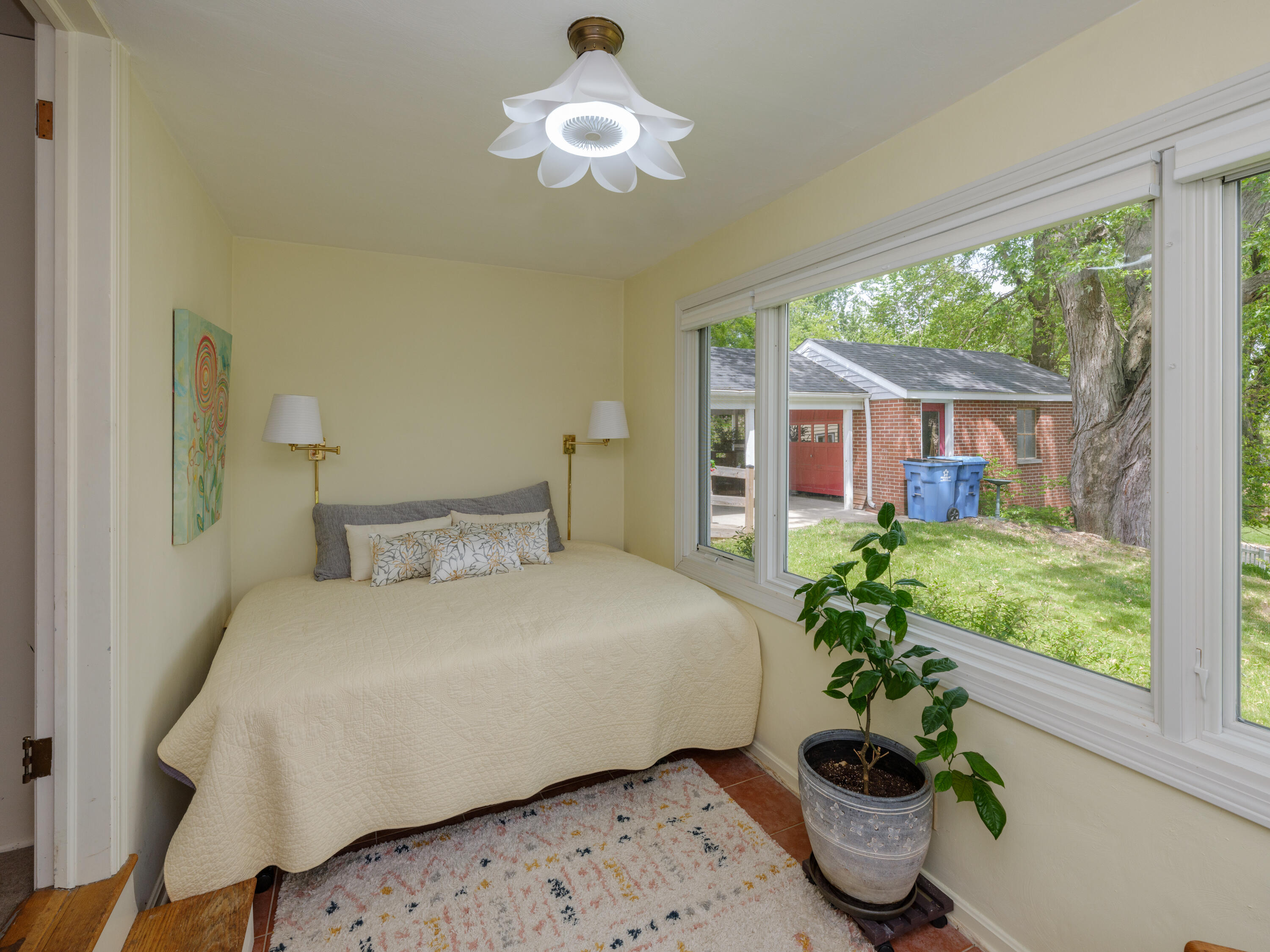 1927 Indiana Street Kalamazoo MI 49008