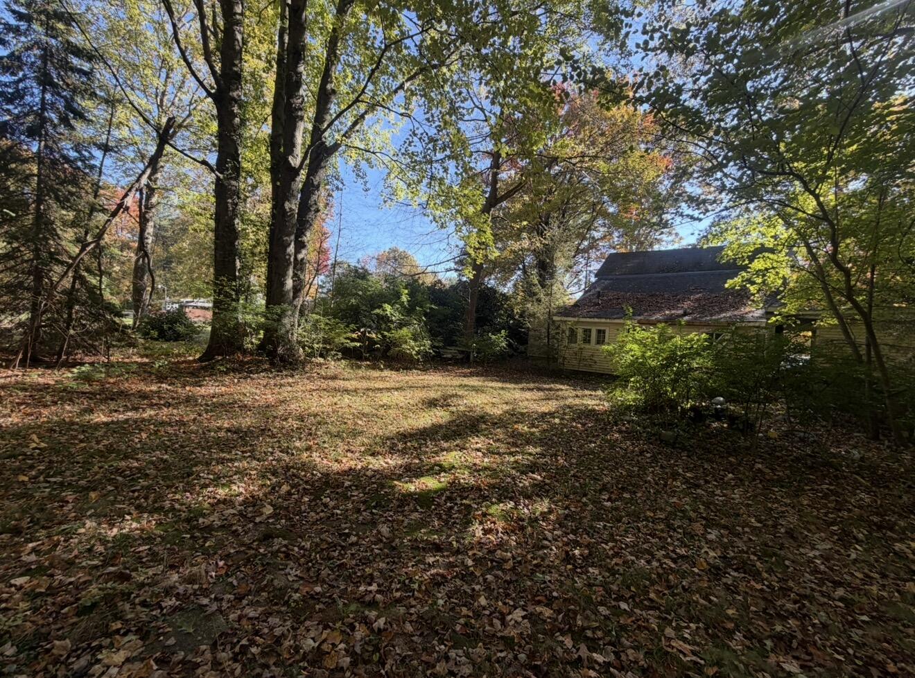 2072 W Giles Road Muskegon MI 49445