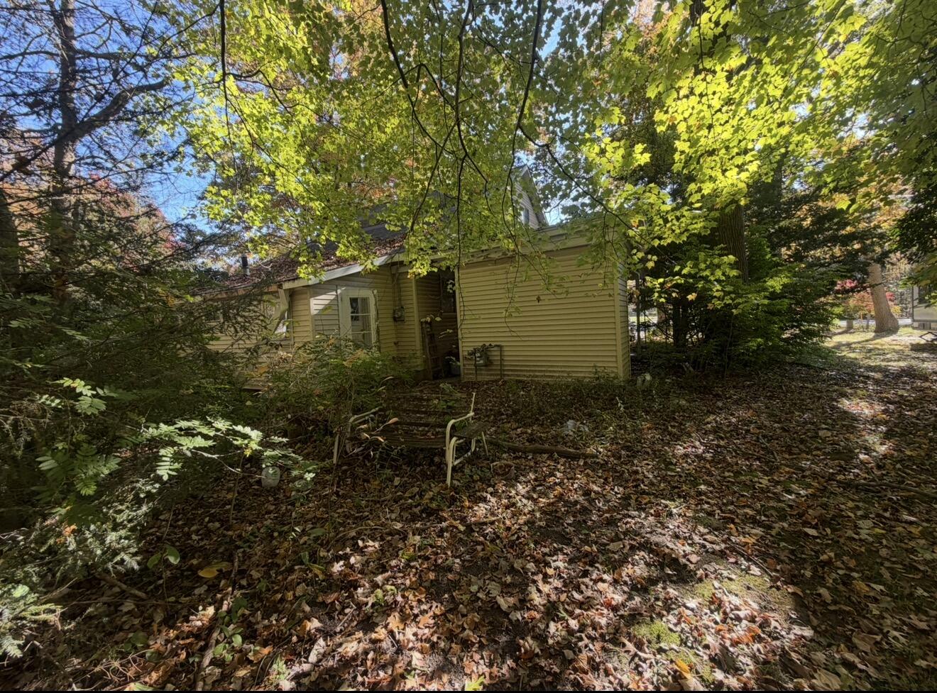 2072 W Giles Road Muskegon MI 49445