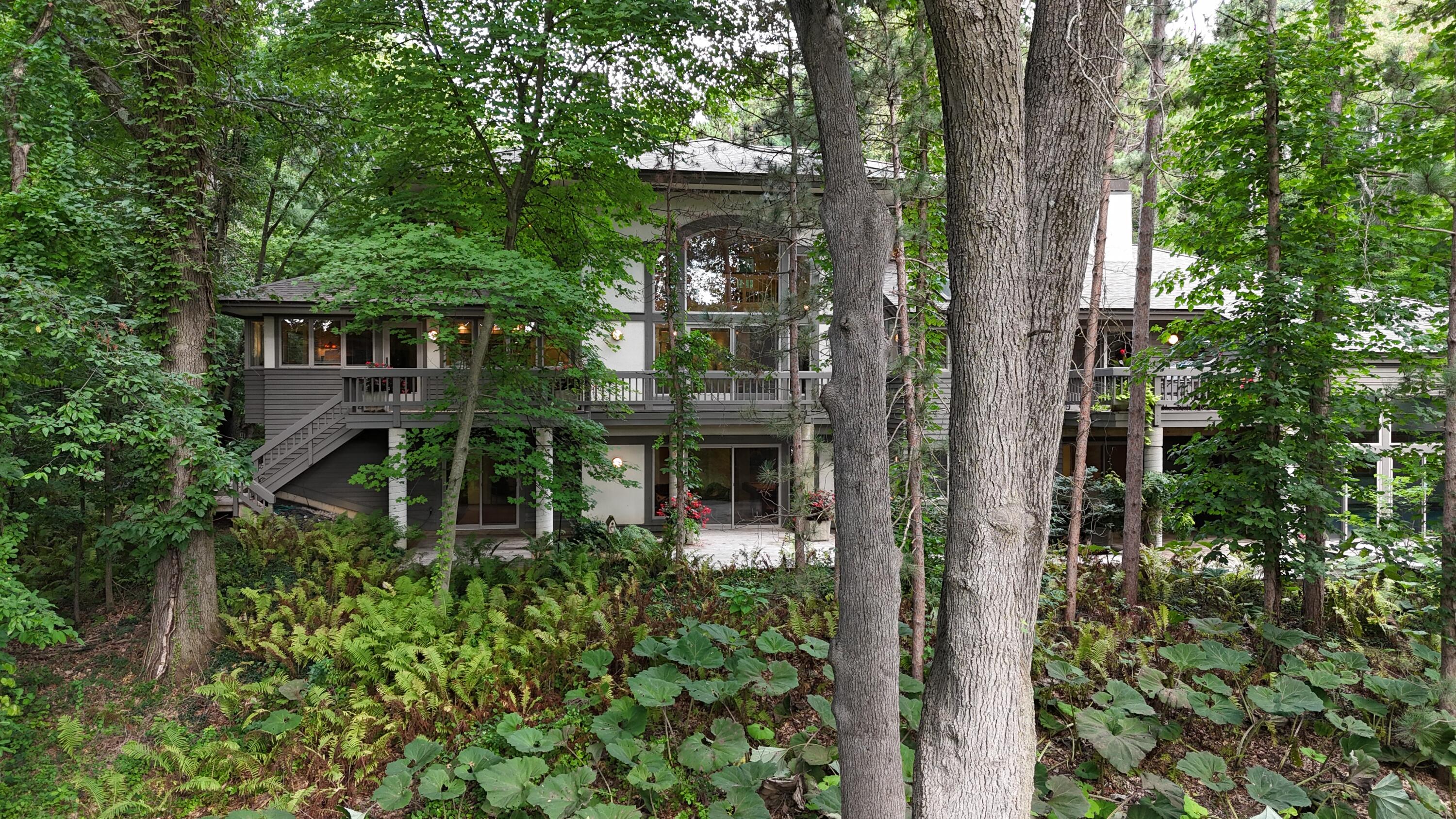 8050 Wilderness Trail NE Ada MI 49301