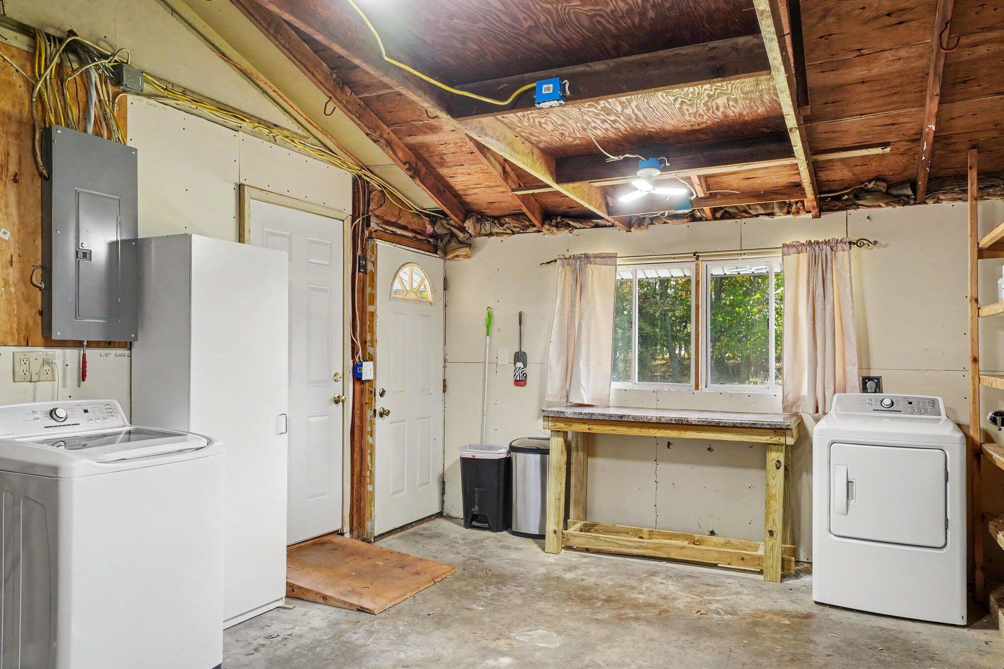 2436 Monterey Drive Kalamazoo MI 49004