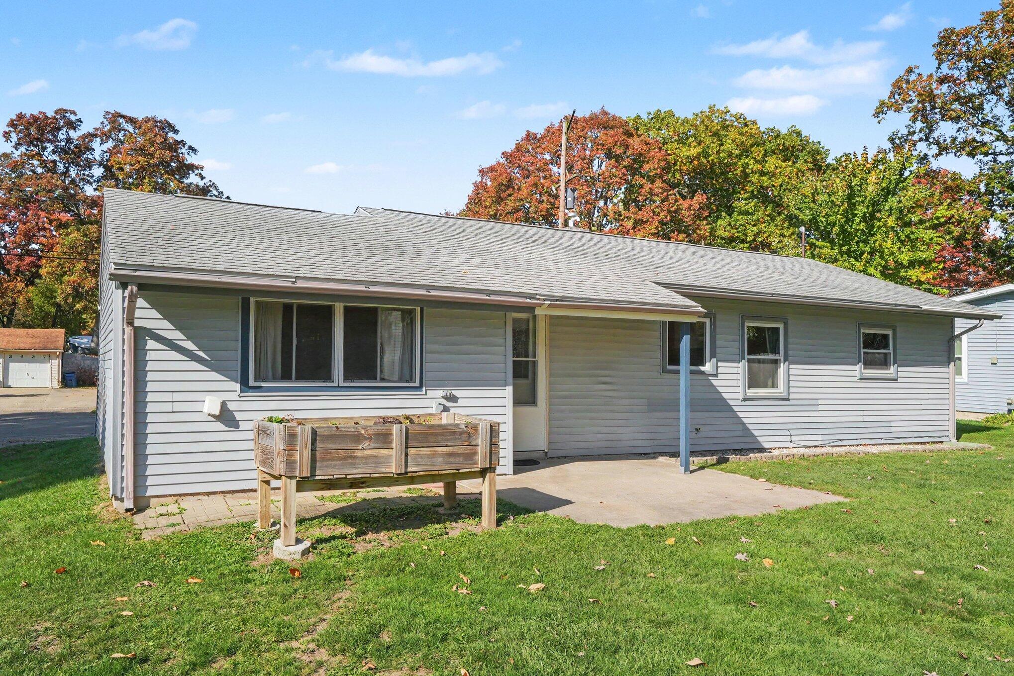 2436 Monterey Drive Kalamazoo MI 49004