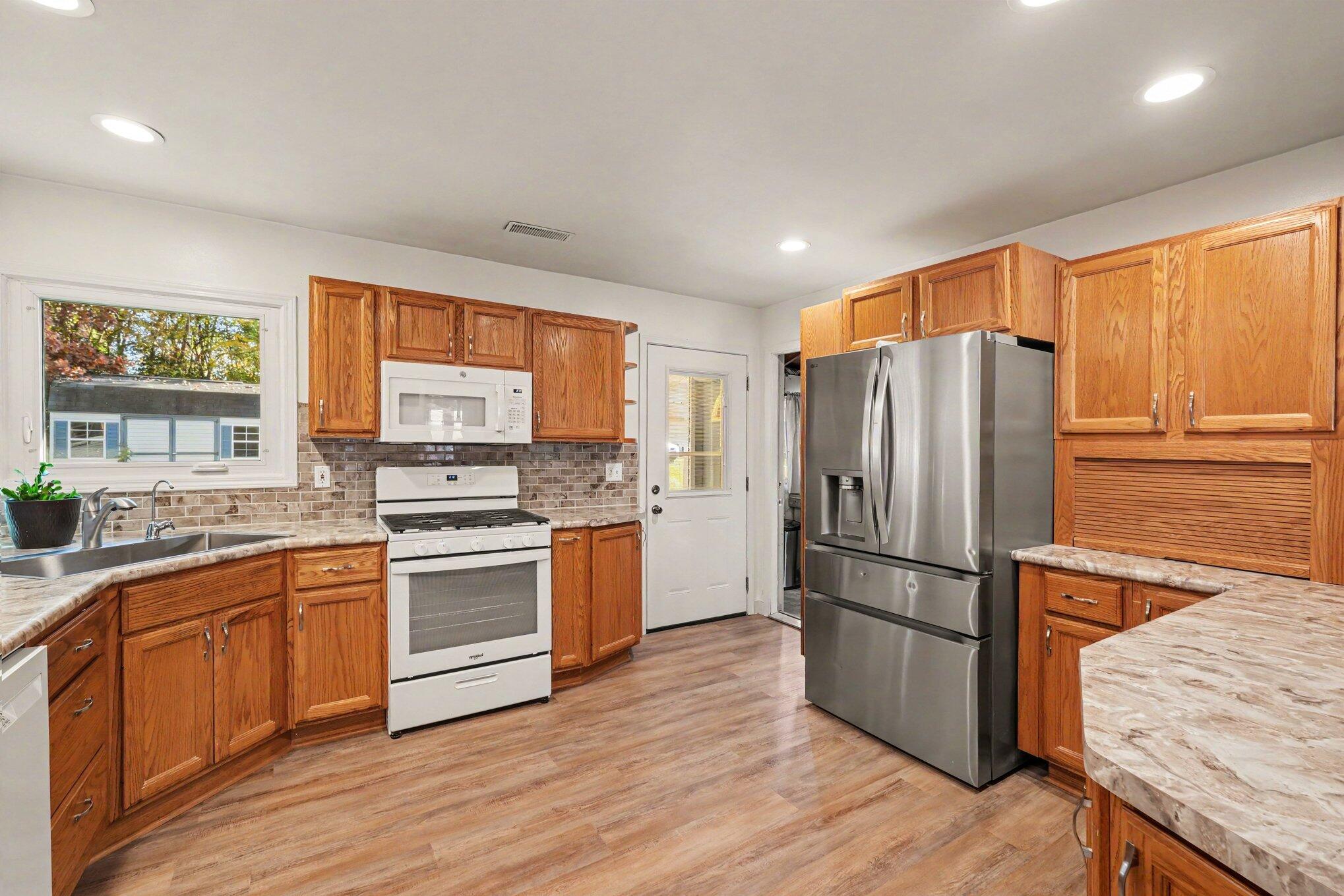2436 Monterey Drive Kalamazoo MI 49004
