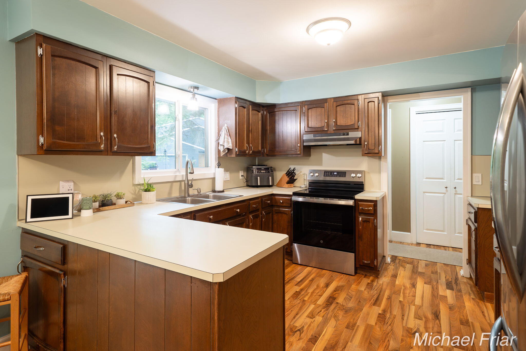 2700 Shadowbrook Drive SE Grand Rapids MI 49546