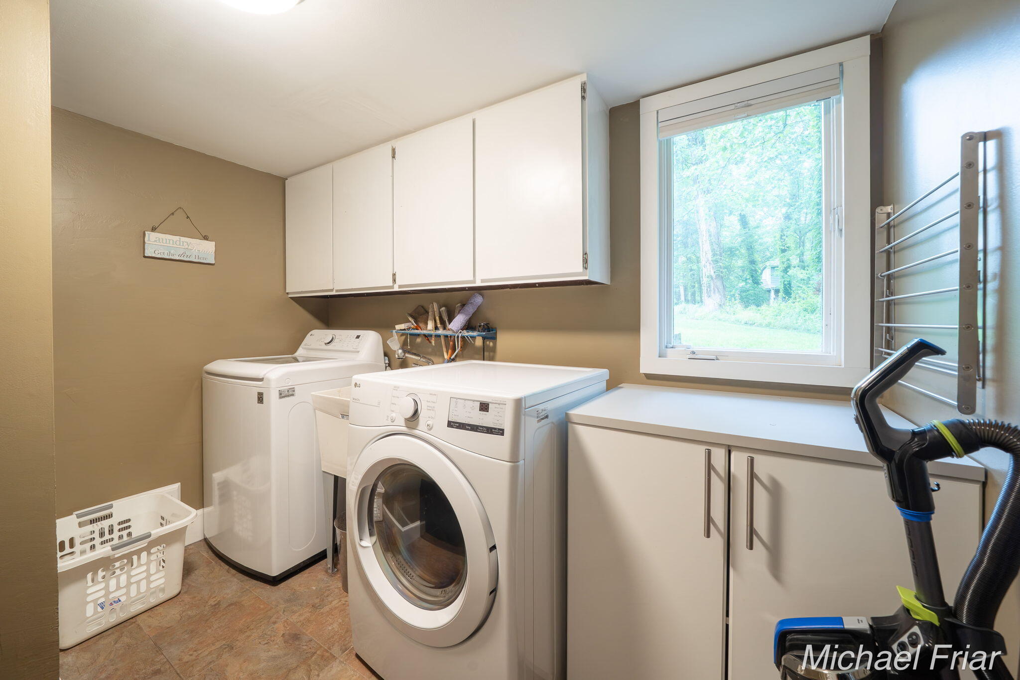 2700 Shadowbrook Drive SE Grand Rapids MI 49546
