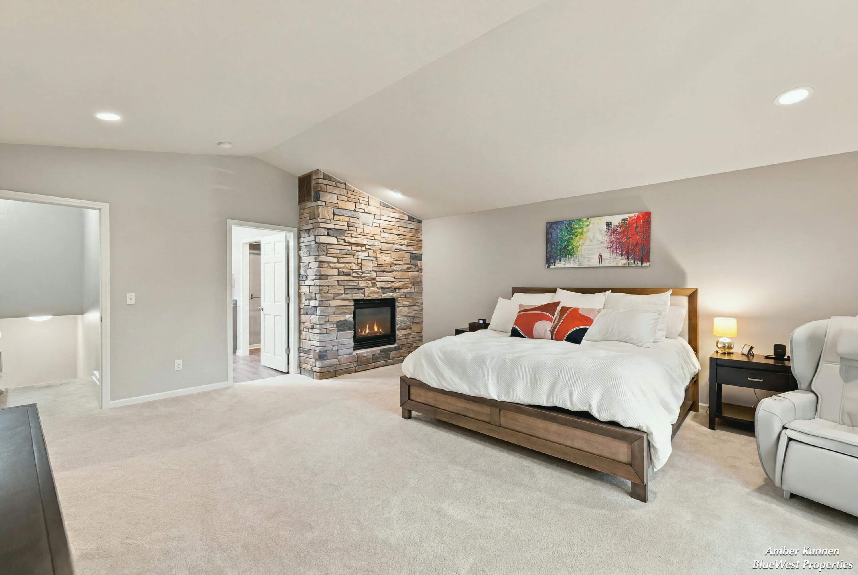 2331 Wilshire Drive SE East Grand Rapids MI 49506