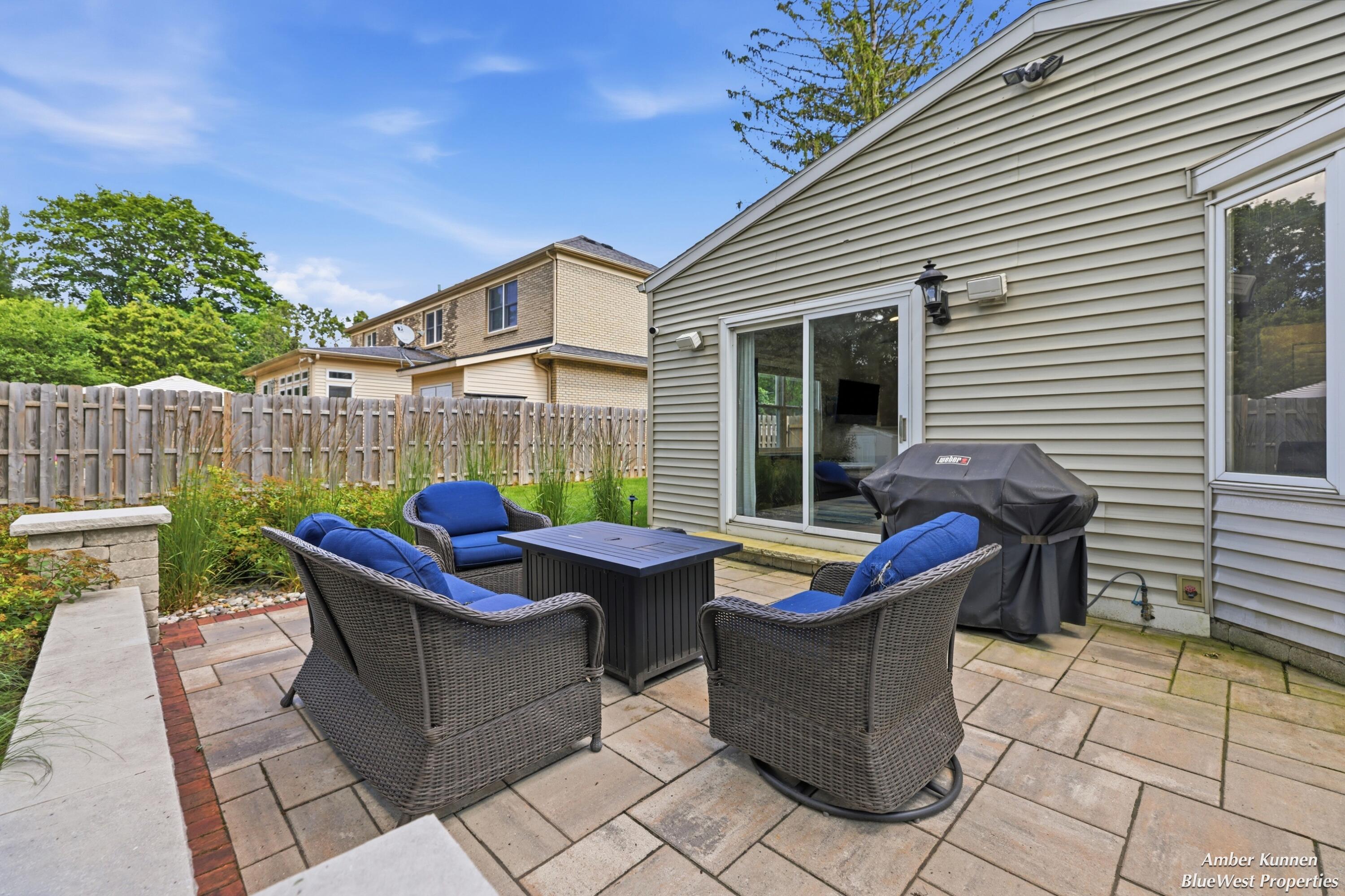 2331 Wilshire Drive SE East Grand Rapids MI 49506