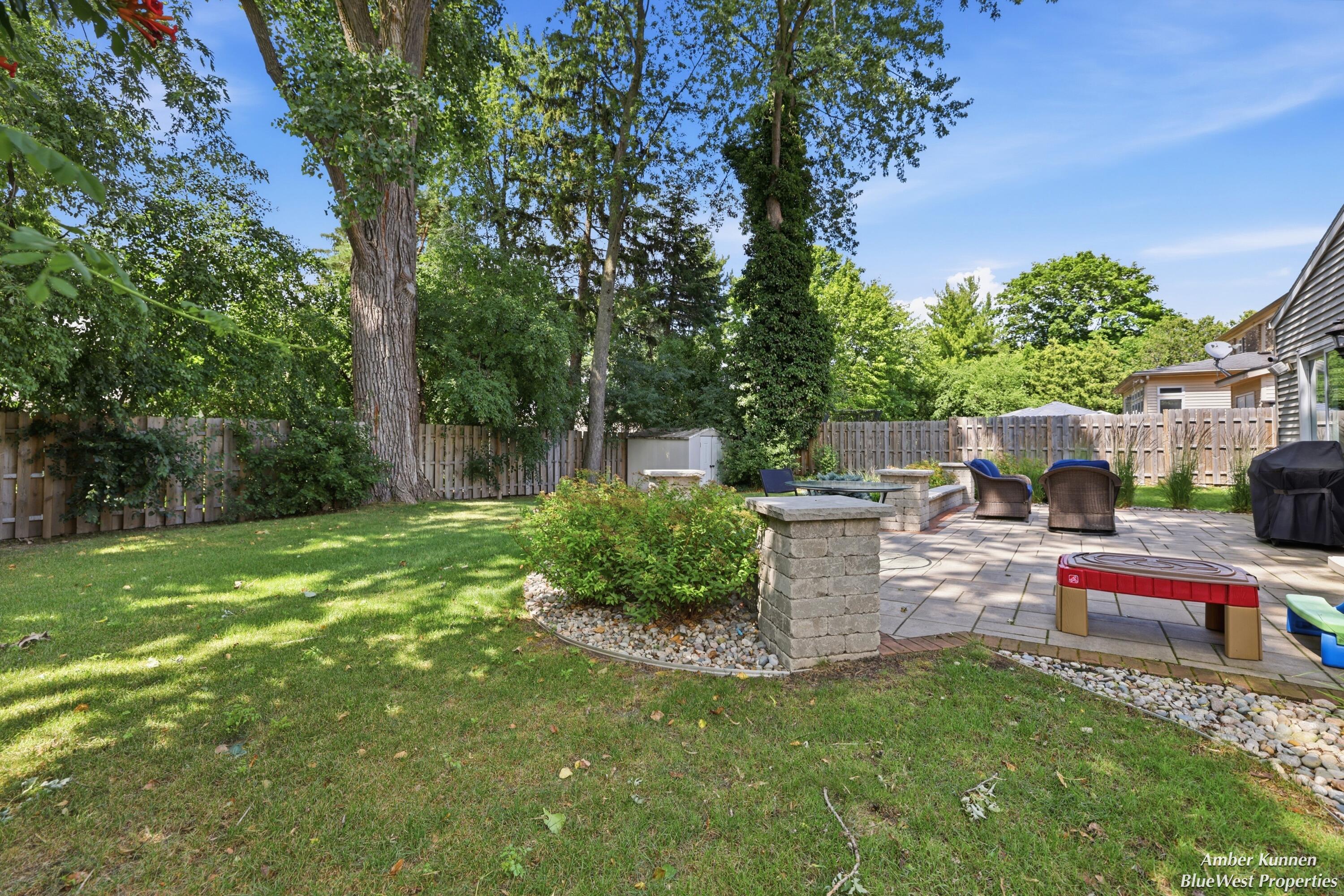 2331 Wilshire Drive SE East Grand Rapids MI 49506