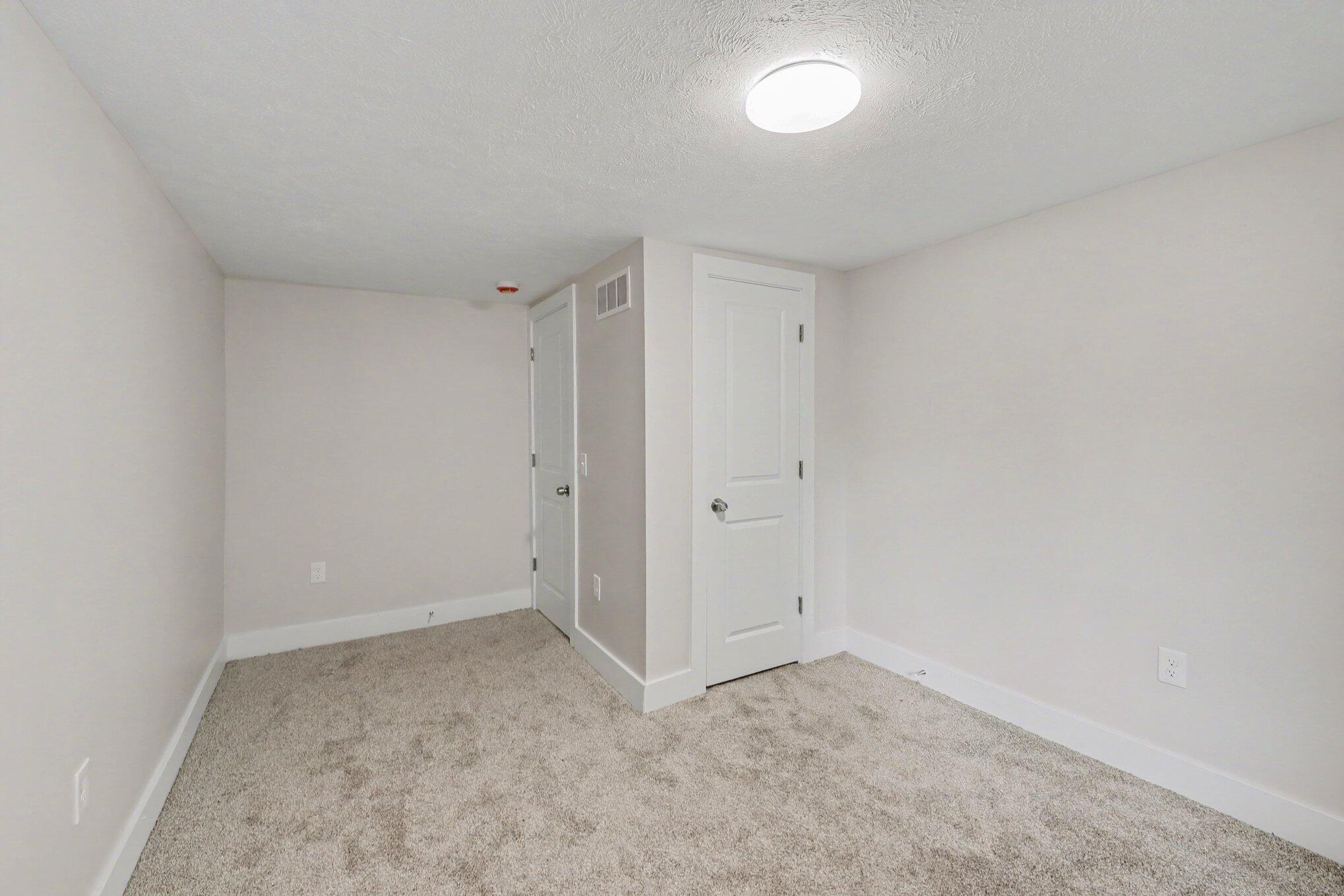 651 Mc Reynolds Avenue NW Grand Rapids MI 49504