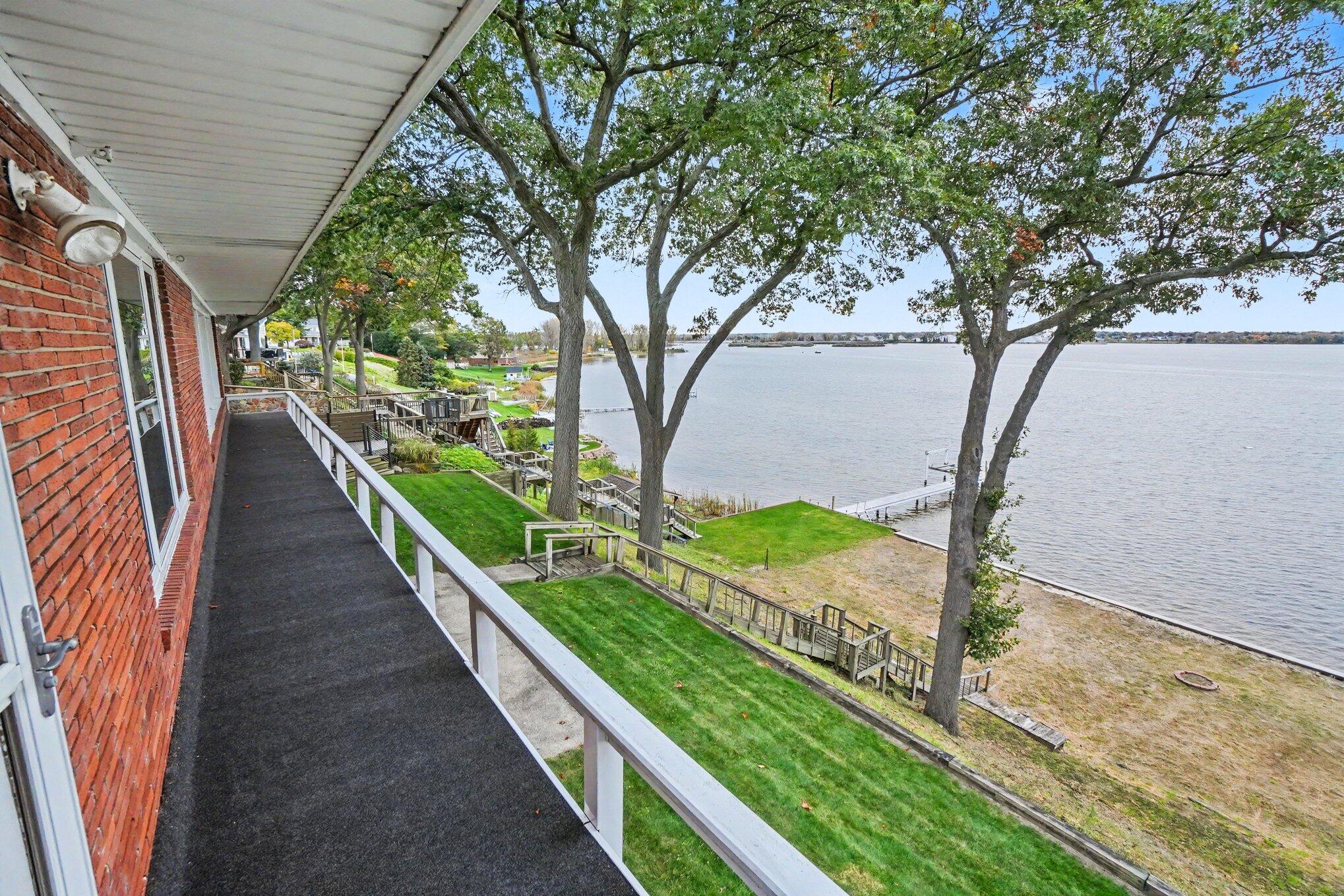 1645 Ruddiman Drive Muskegon MI 49445