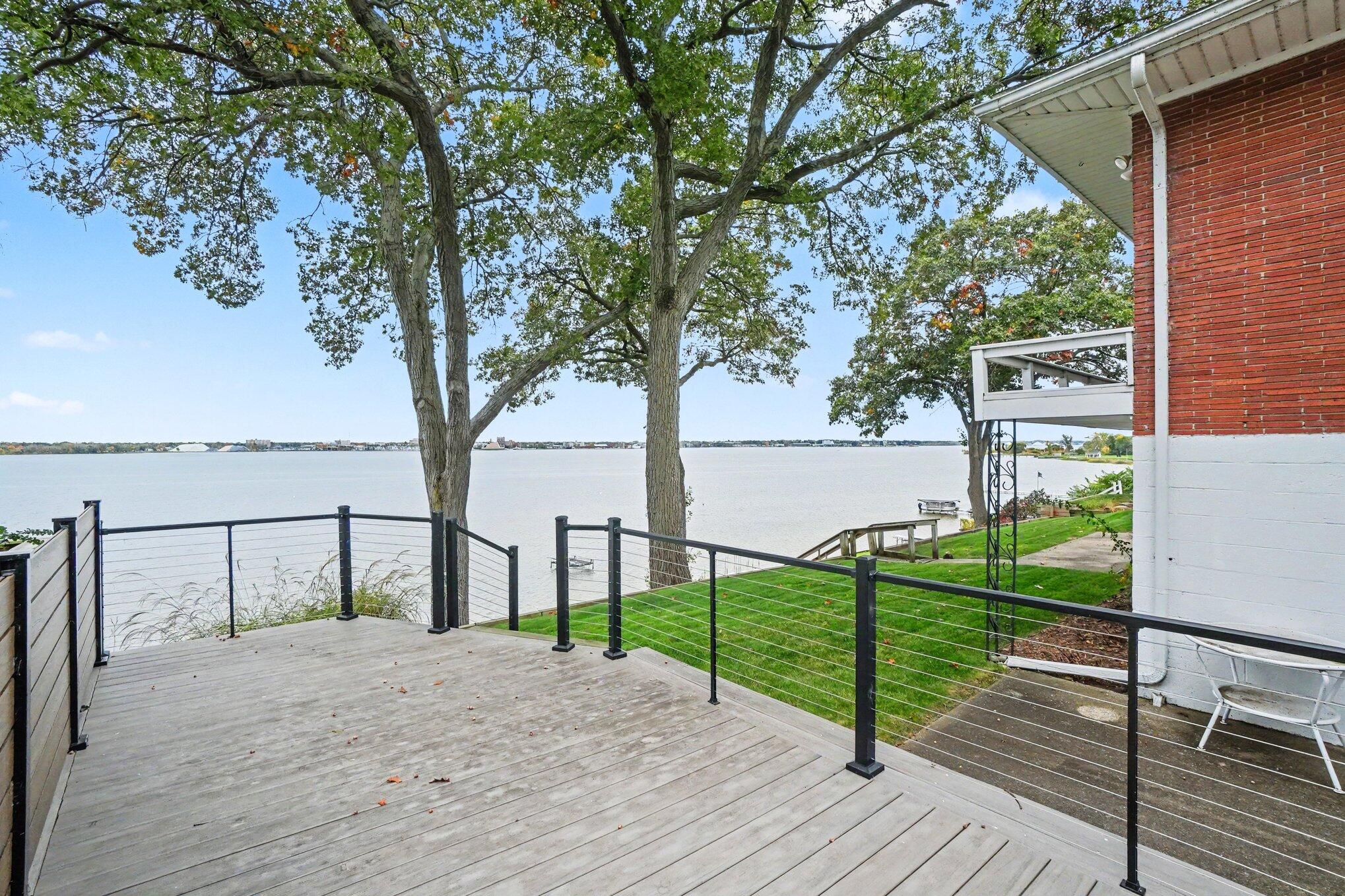 1645 Ruddiman Drive Muskegon MI 49445
