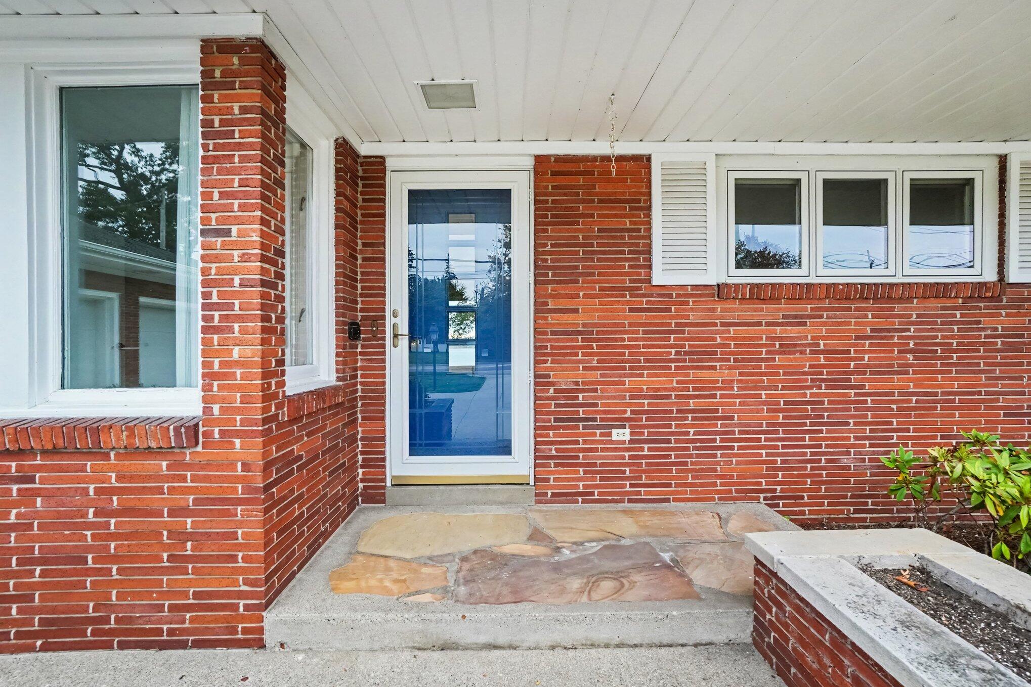 1645 Ruddiman Drive Muskegon MI 49445