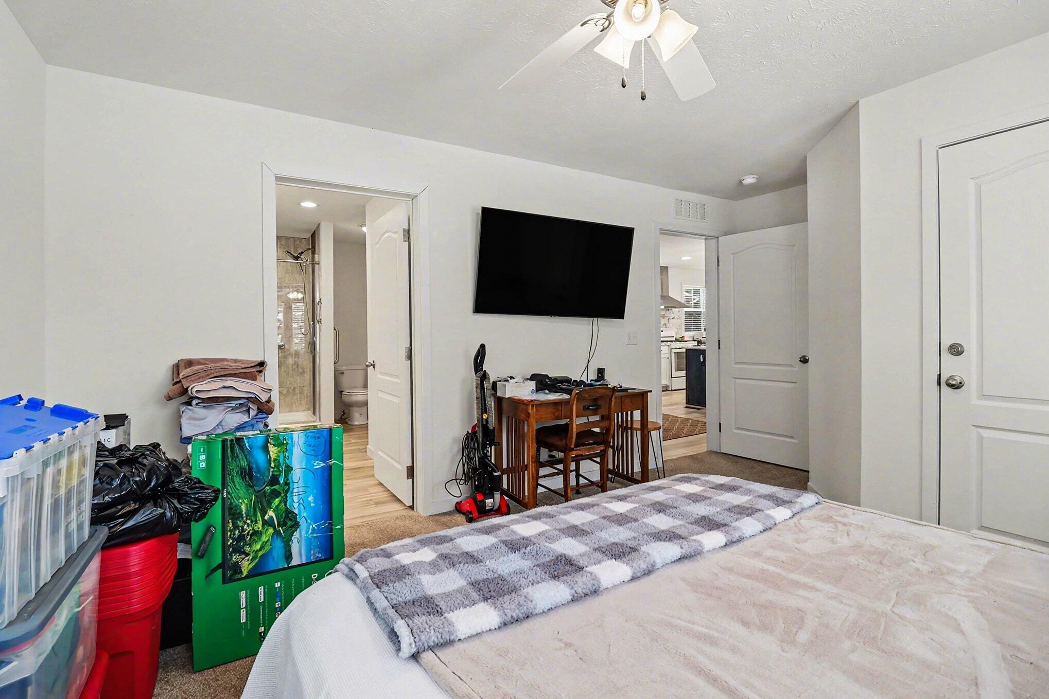 3621 W Woodview Drive Ludington MI 49431