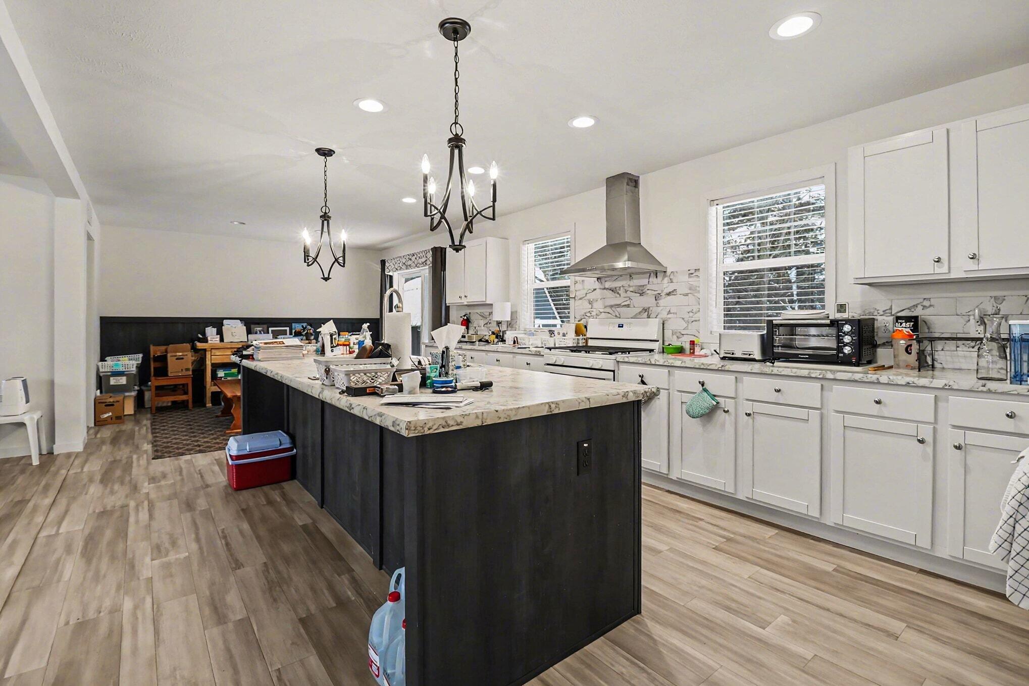 3621 W Woodview Drive Ludington MI 49431