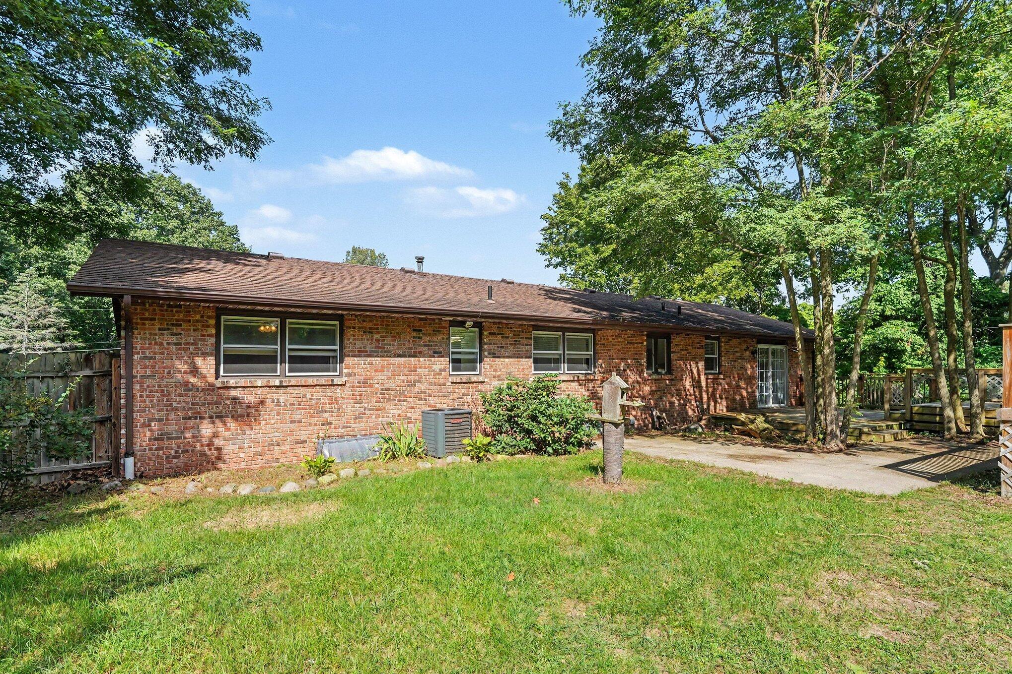 3288 Chestnut Avenue Coloma MI 49038