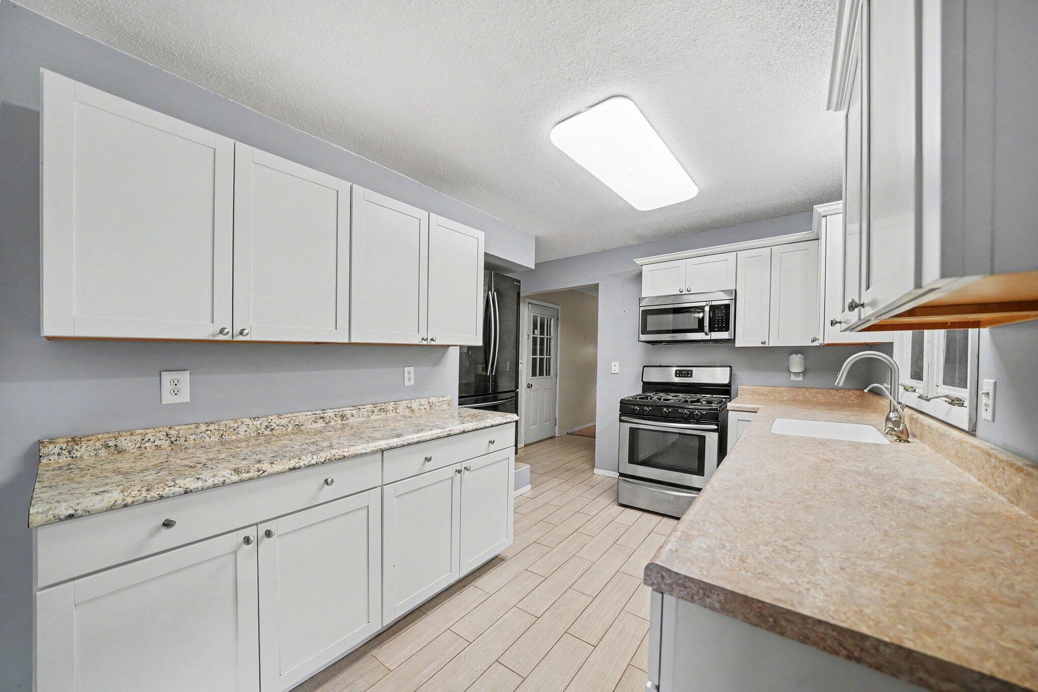 3288 Chestnut Avenue Coloma MI 49038