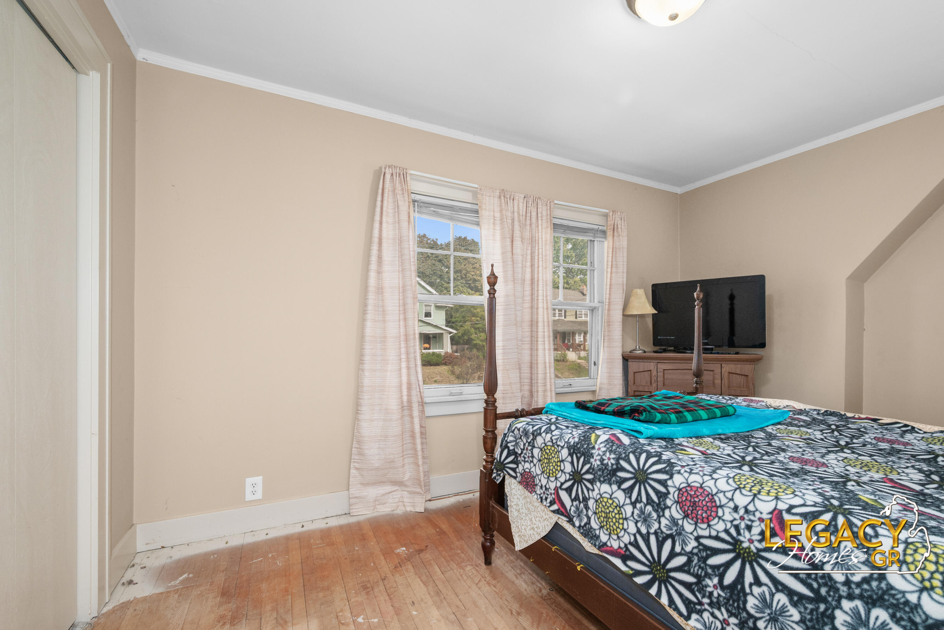 1206 Fisk Road SE Grand Rapids MI 49506