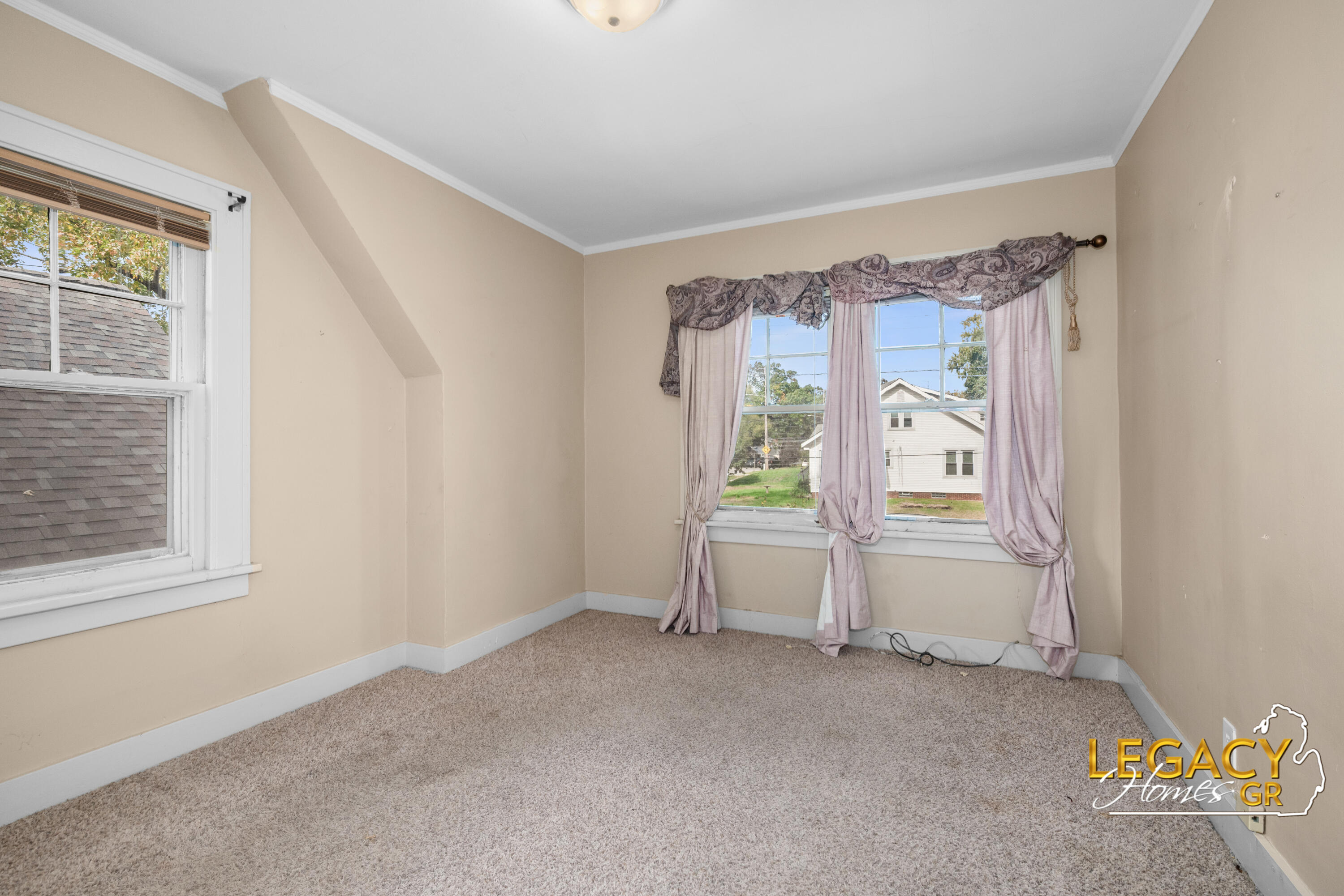 1206 Fisk Road SE Grand Rapids MI 49506