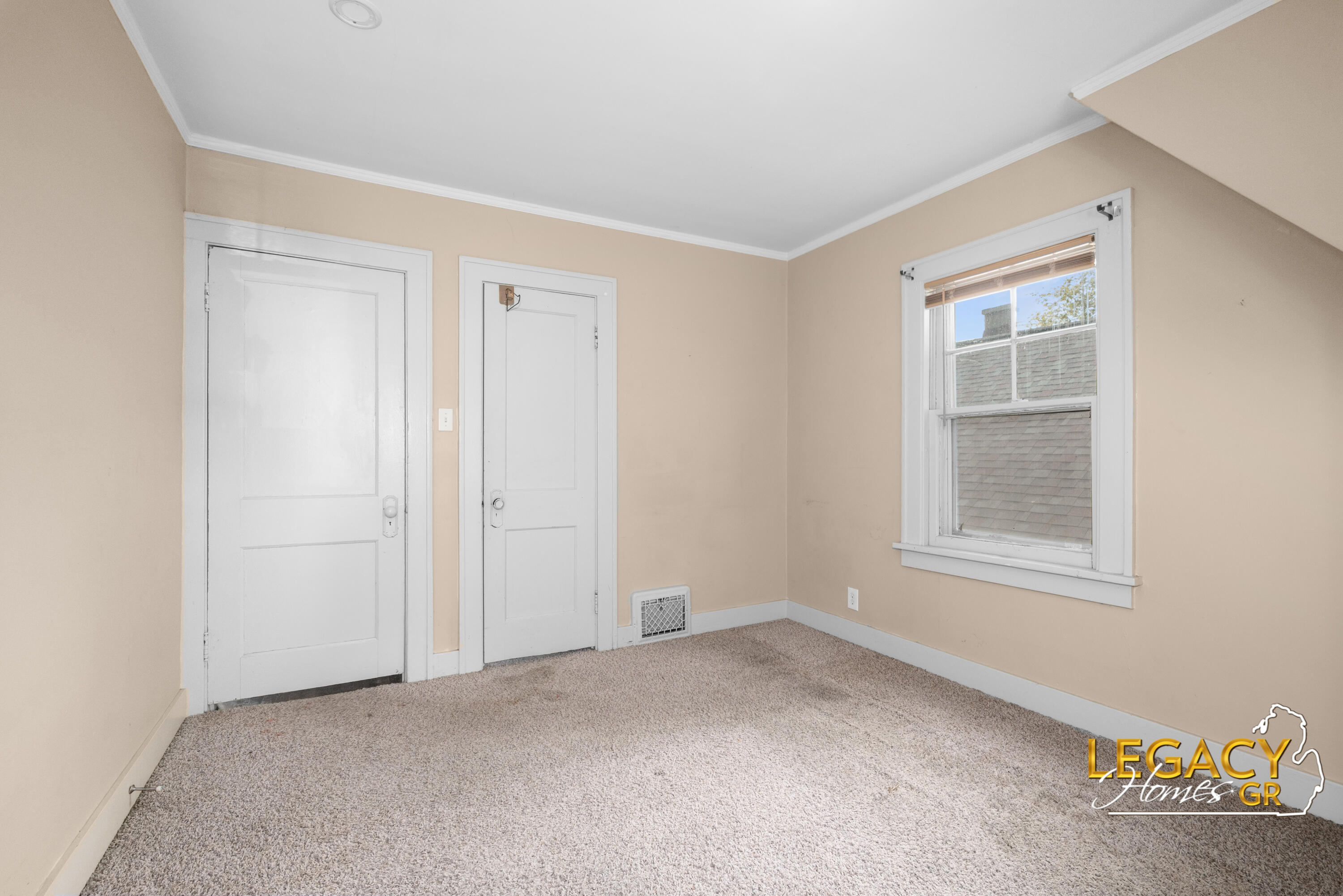 1206 Fisk Road SE Grand Rapids MI 49506