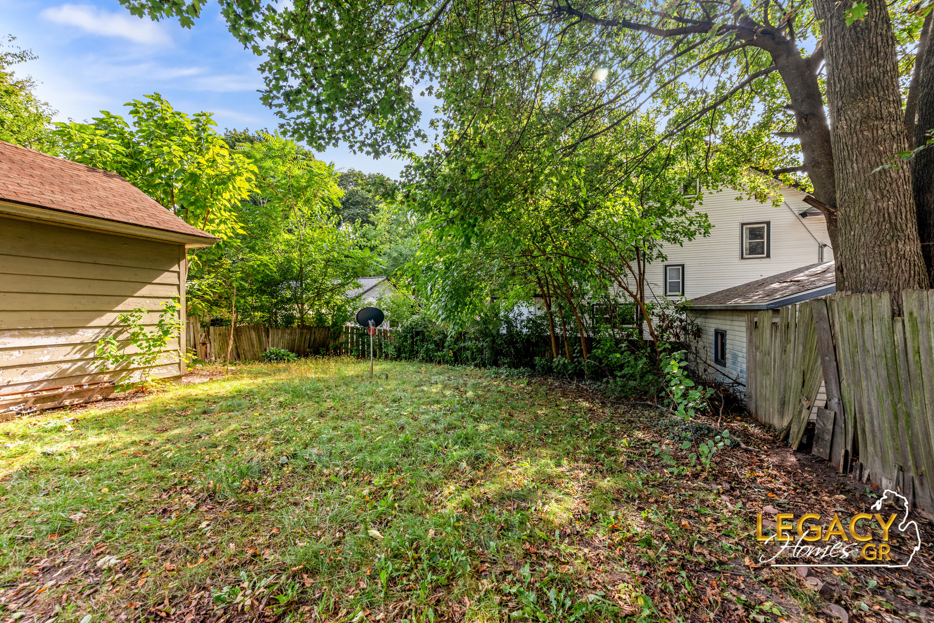 1206 Fisk Road SE Grand Rapids MI 49506