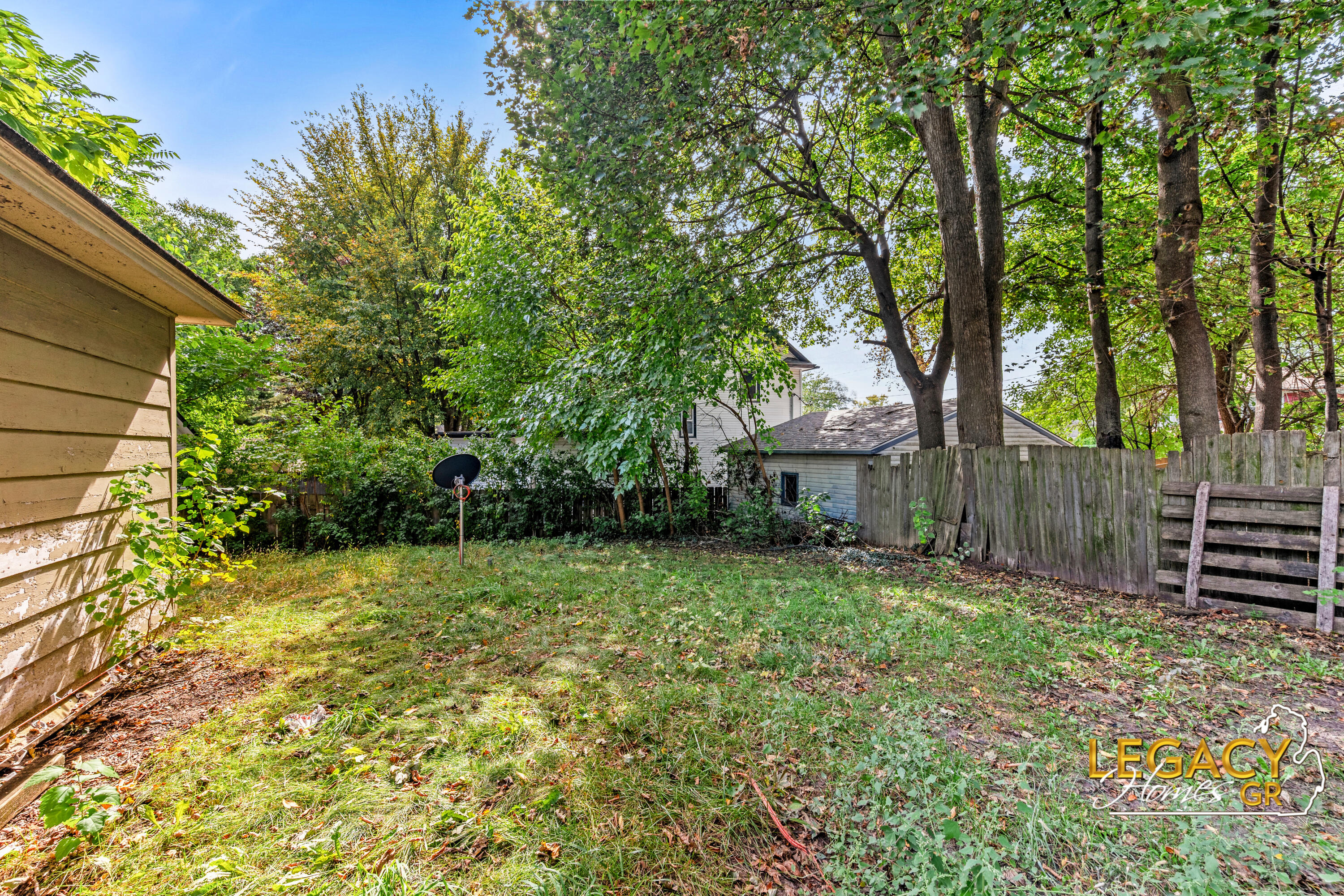 1206 Fisk Road SE Grand Rapids MI 49506