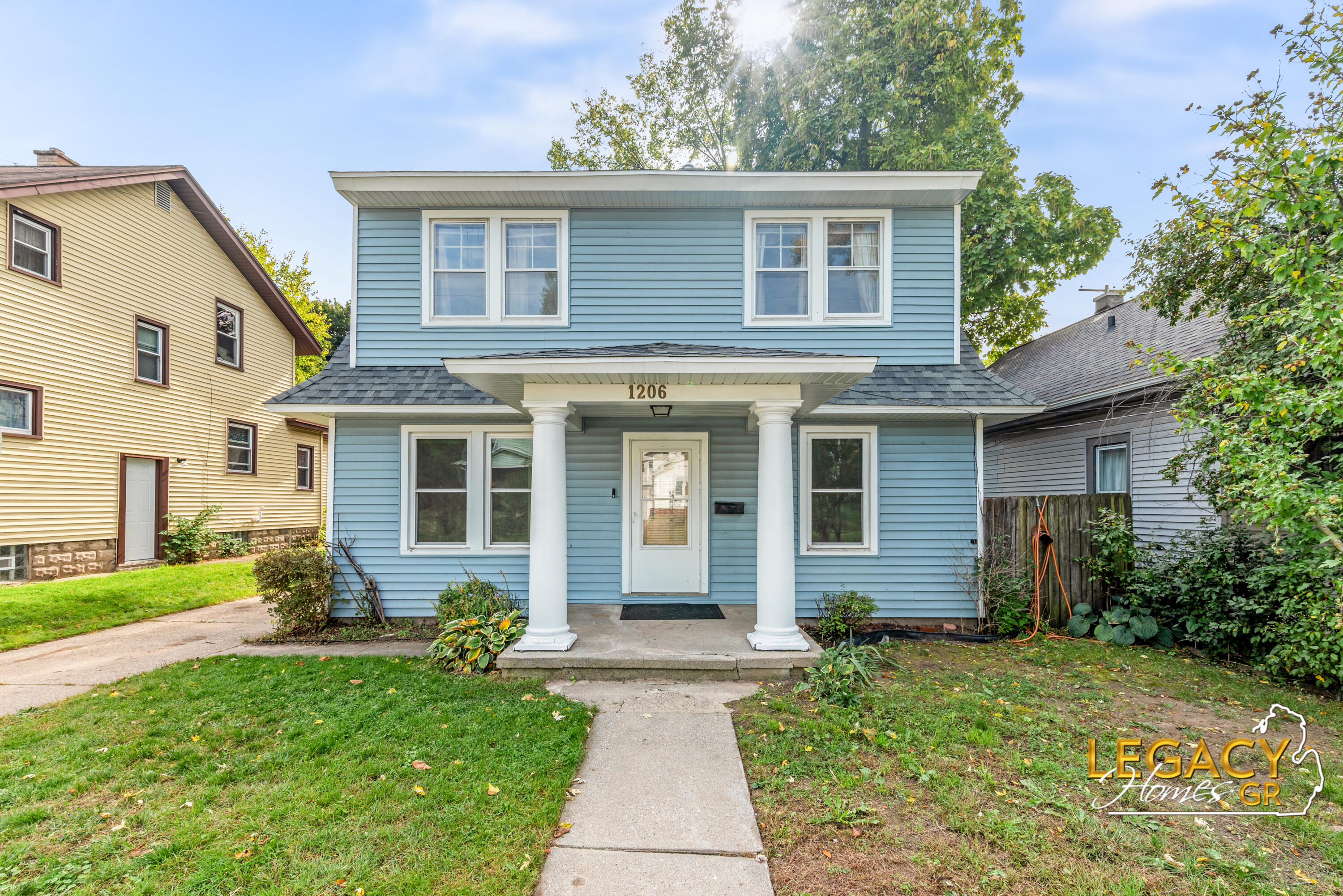 1206 Fisk Road SE Grand Rapids MI 49506