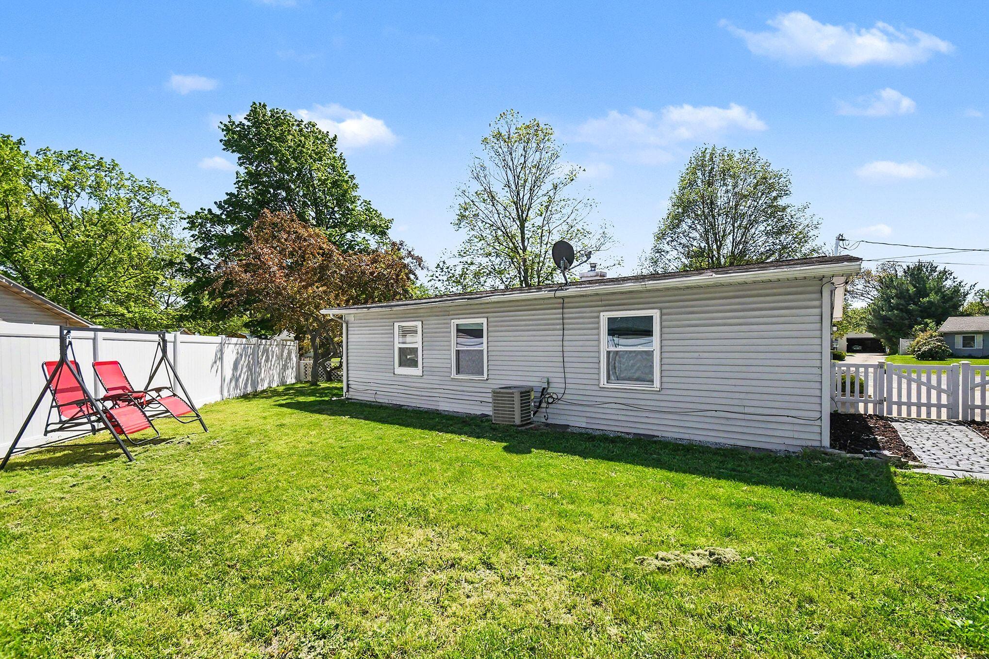2420 Eastfield Drive Niles MI 49120
