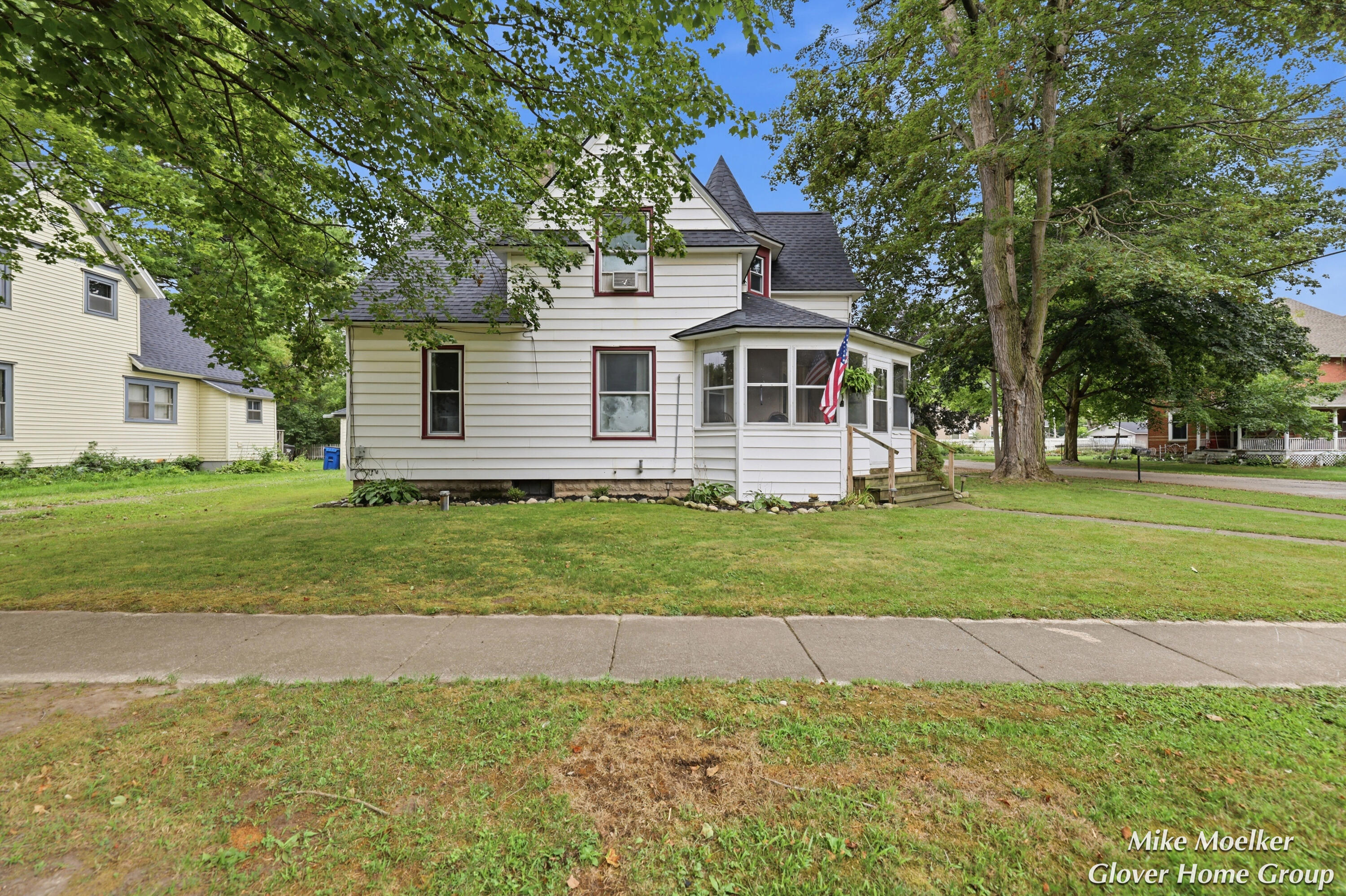 432 N Maple Street Hopkins MI 49328