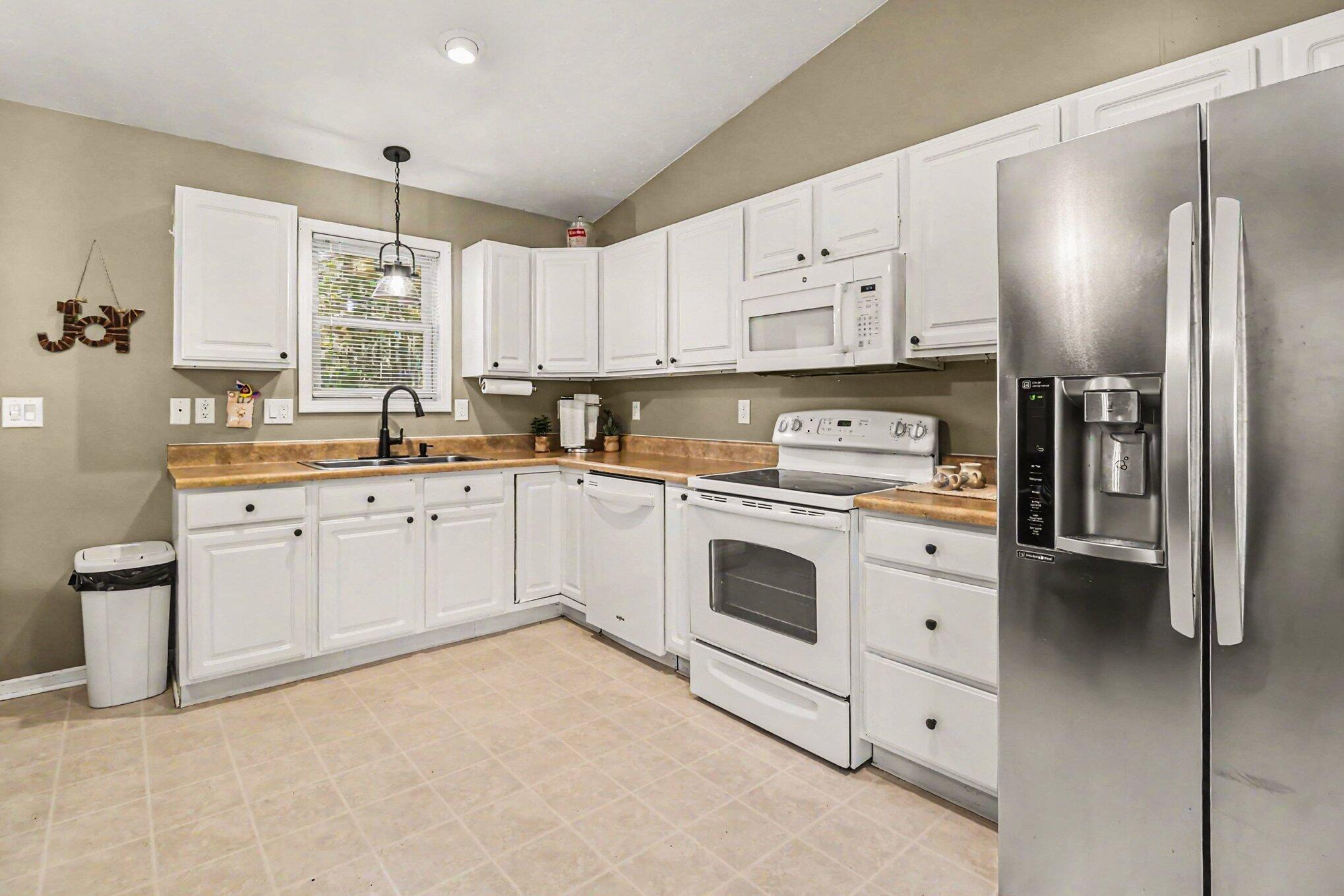1555 Marilyn Avenue Ludington MI 49431
