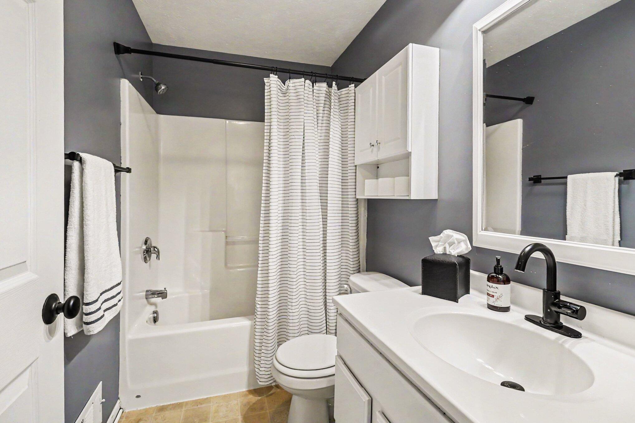 1555 Marilyn Avenue Ludington MI 49431