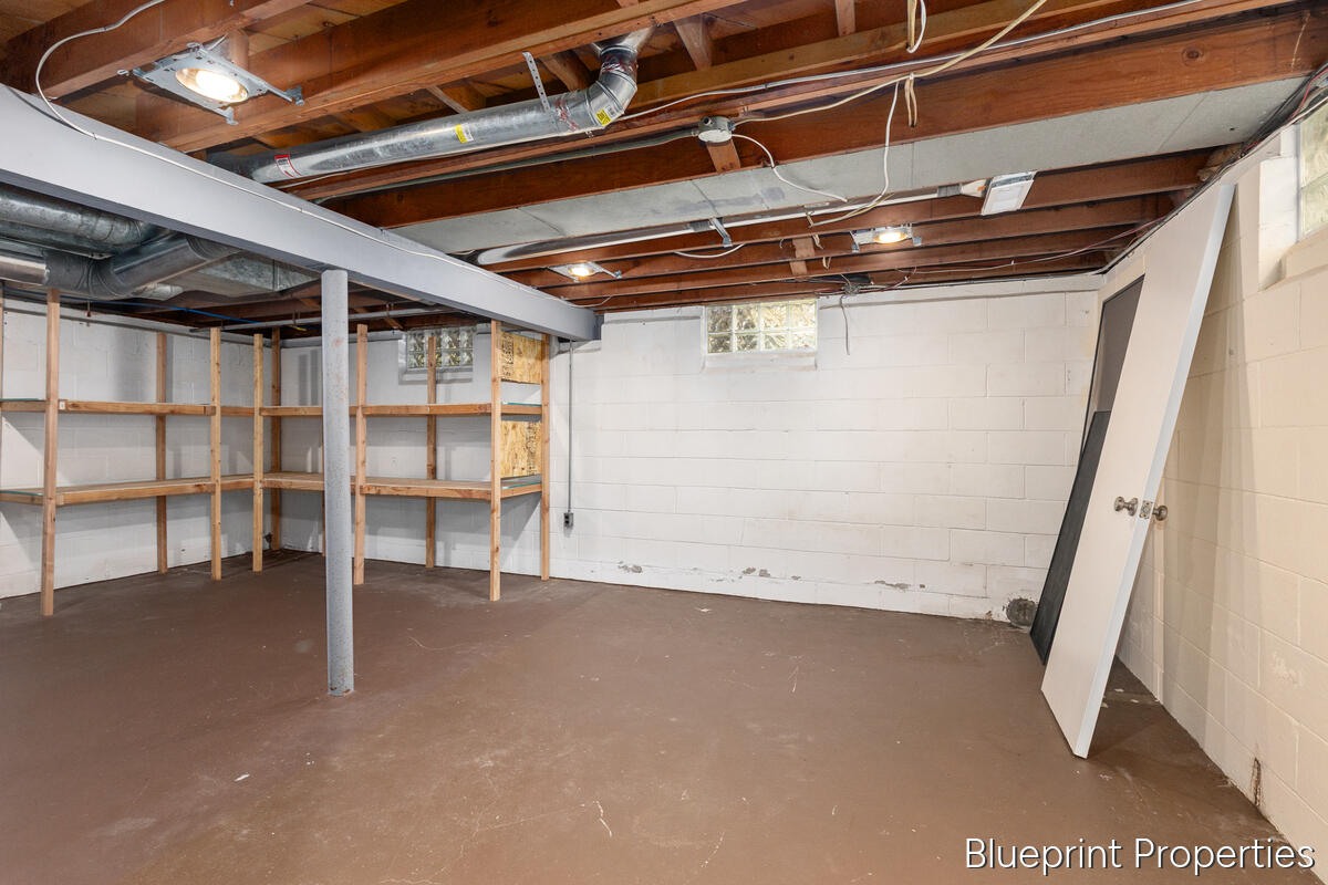 735 Maridell Avenue NW Grand Rapids MI 49504