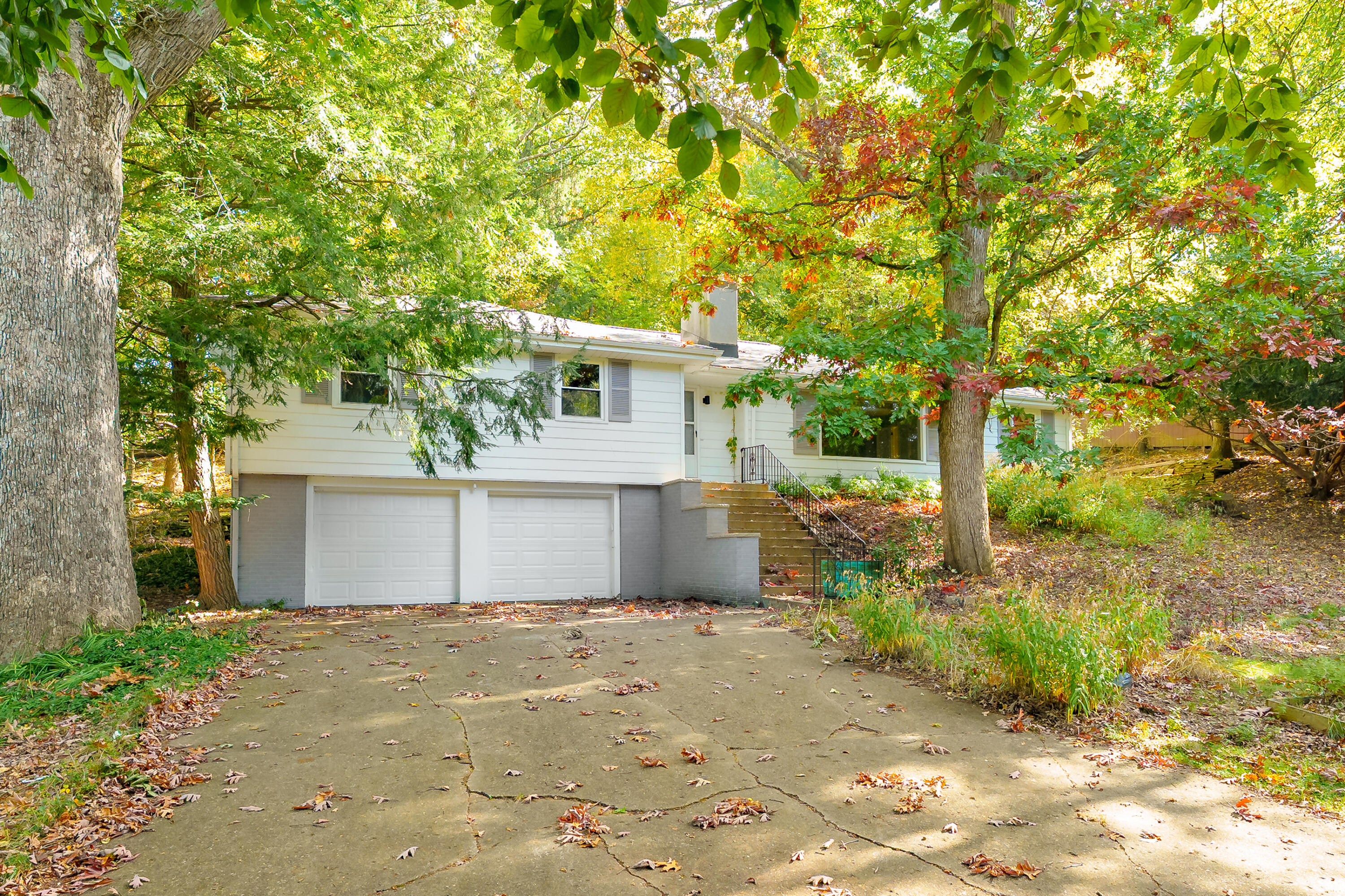 2211 Rambling Road Kalamazoo MI 49008