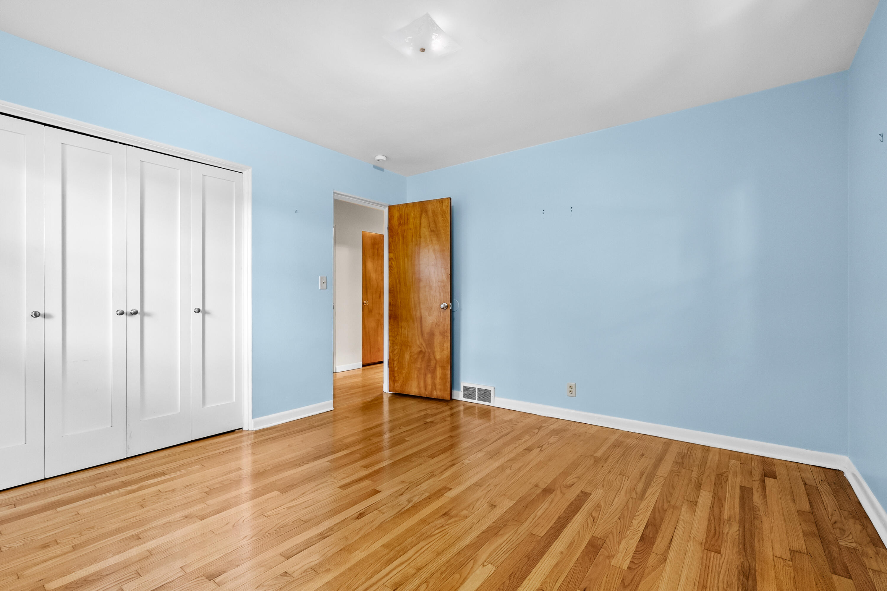 2211 Rambling Road Kalamazoo MI 49008