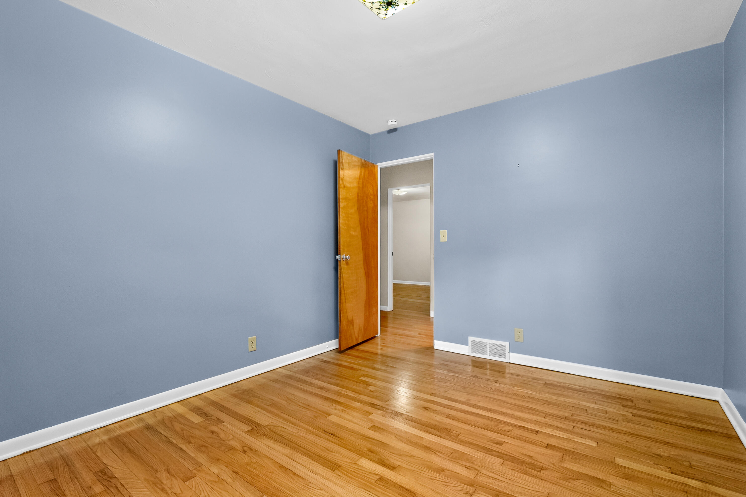 2211 Rambling Road Kalamazoo MI 49008