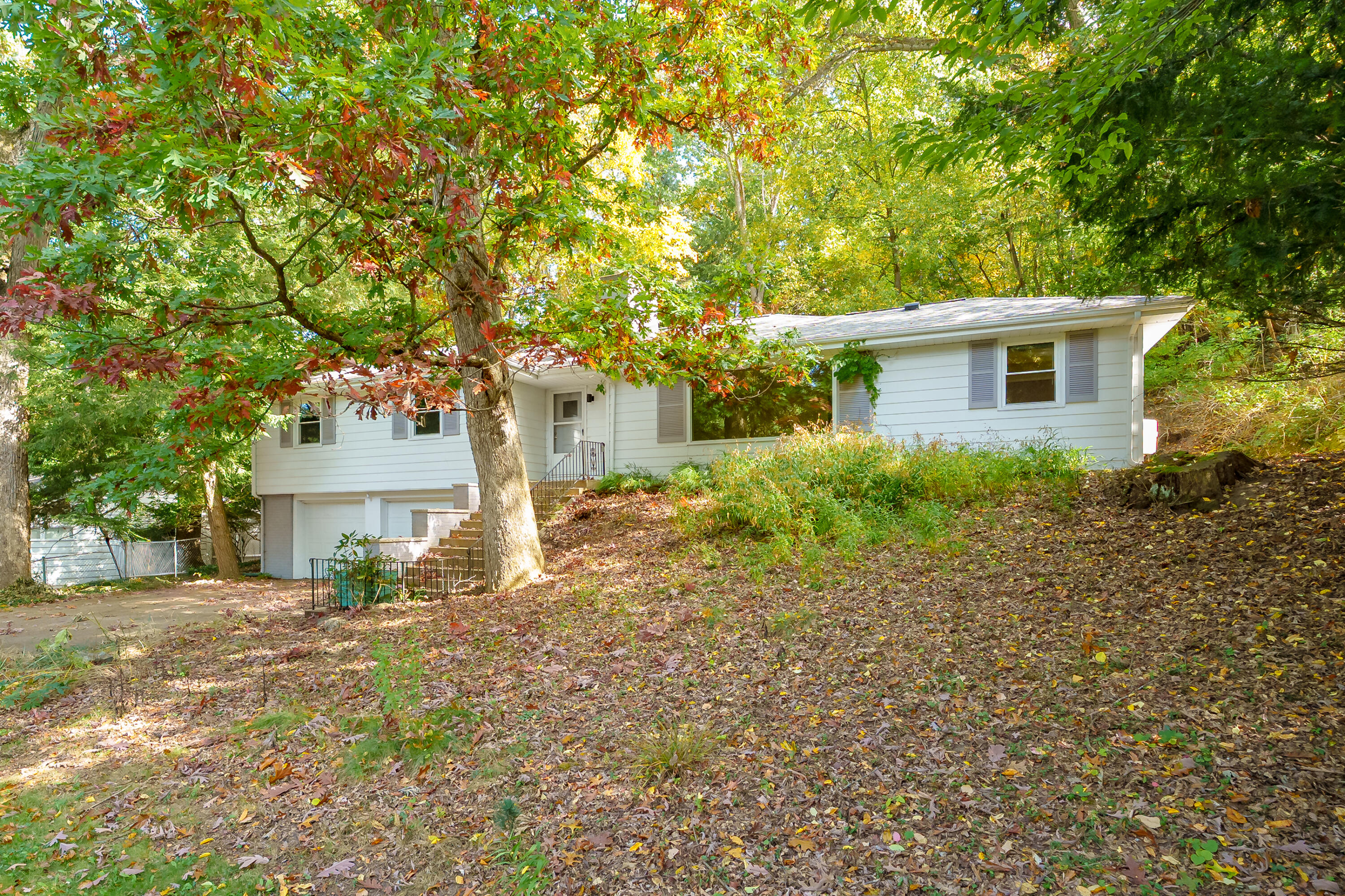 2211 Rambling Road Kalamazoo MI 49008