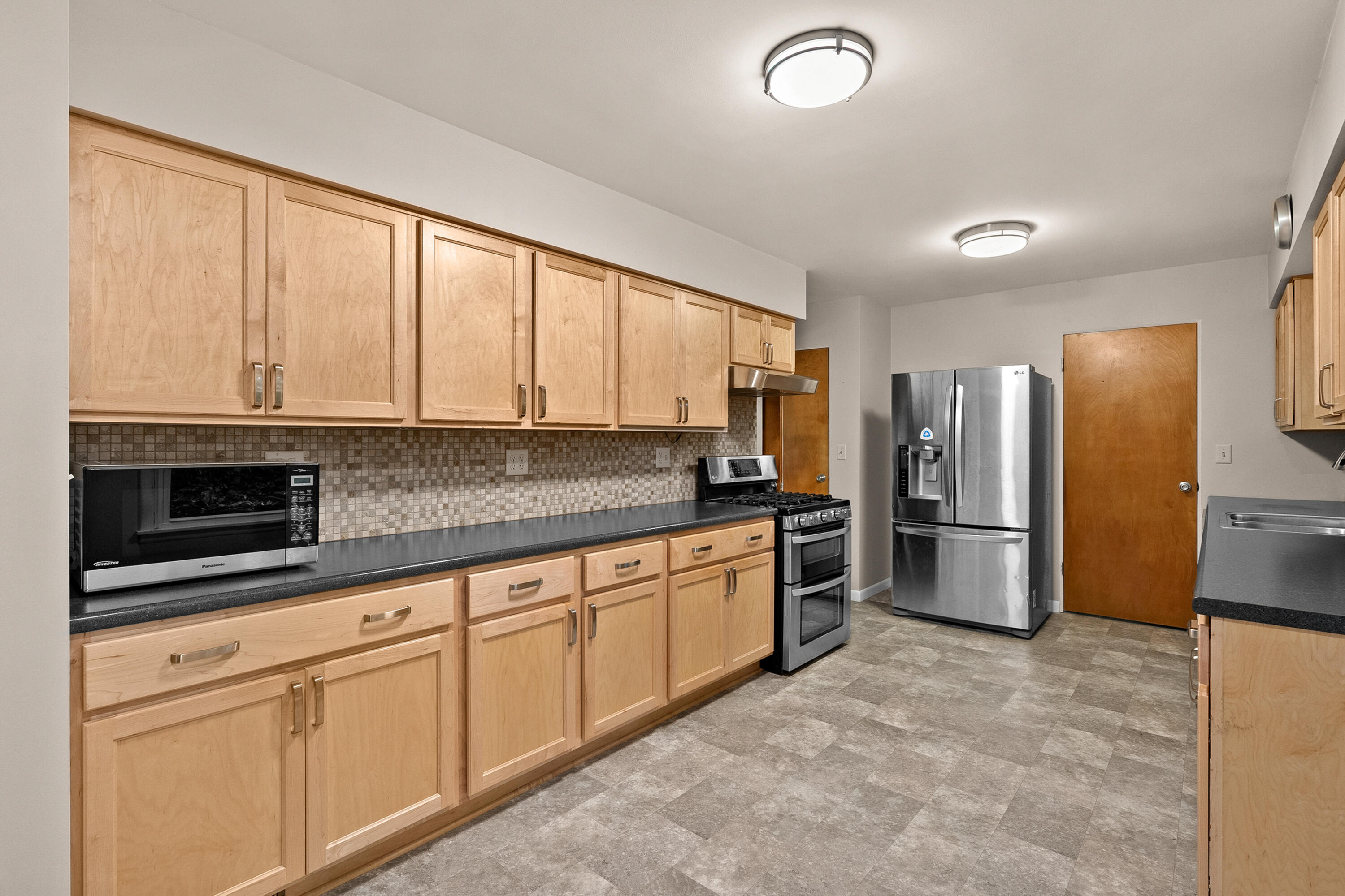 2211 Rambling Road Kalamazoo MI 49008