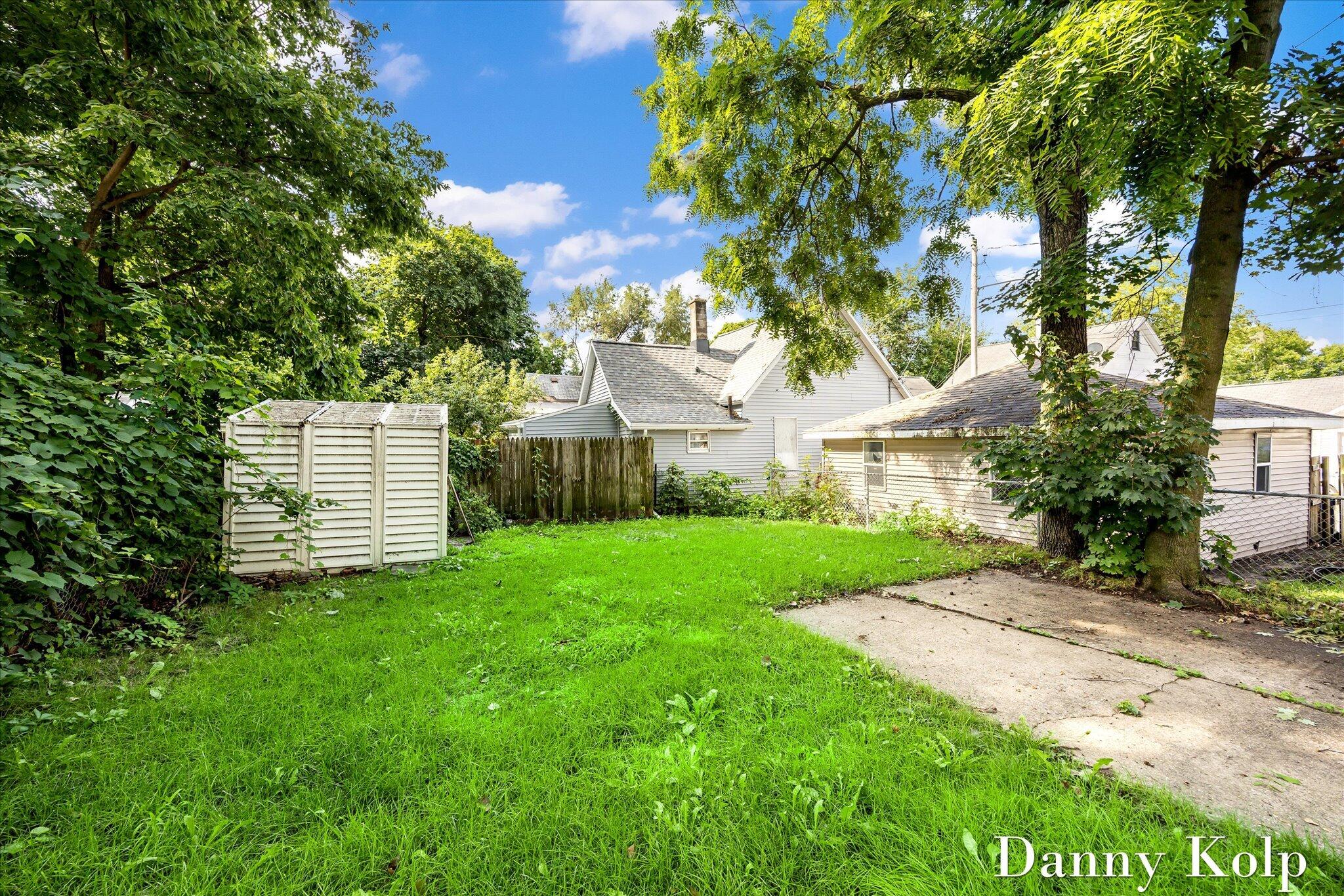 18 Ann Street NW Grand Rapids MI 49505