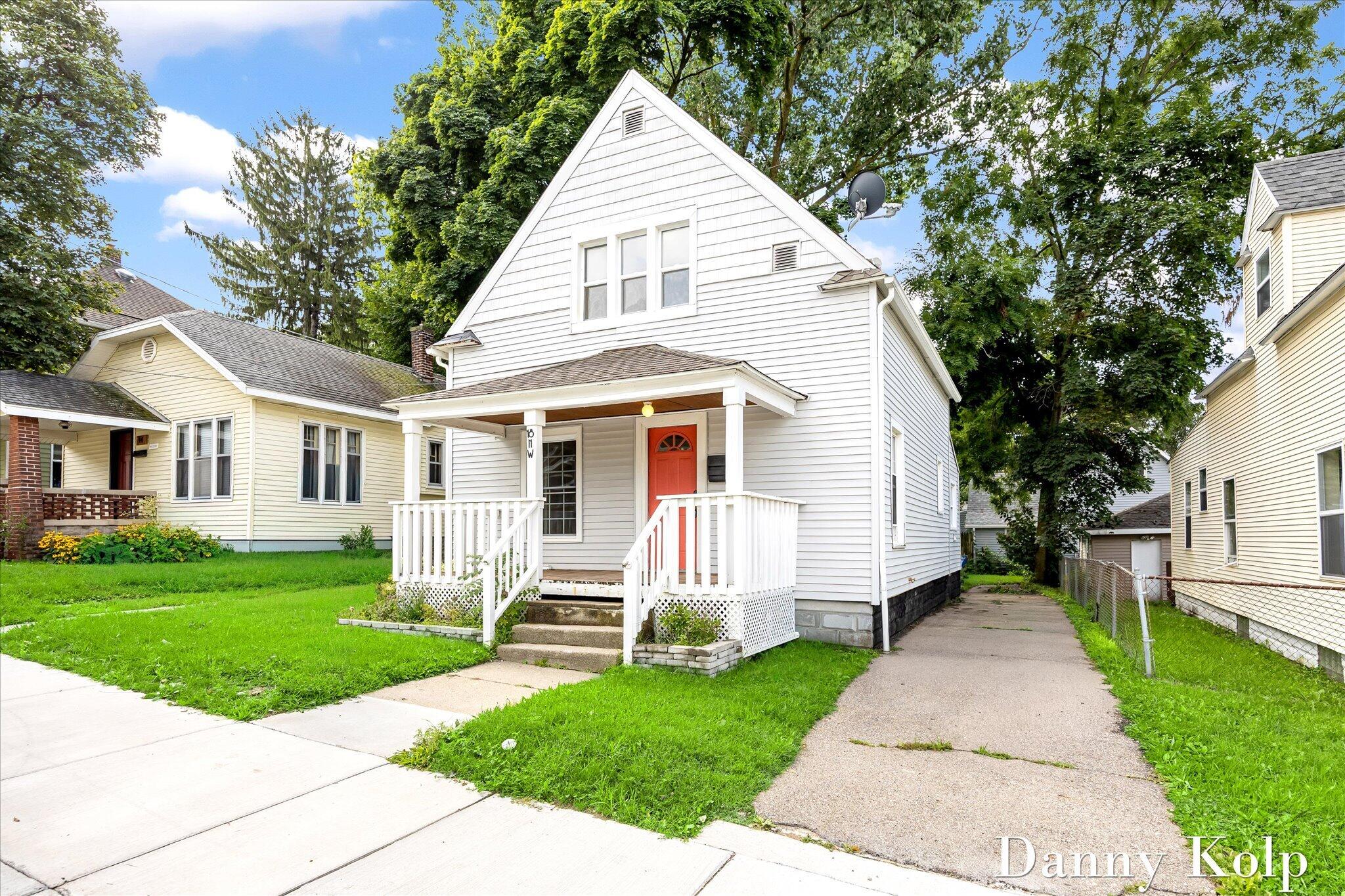 18 Ann Street NW Grand Rapids MI 49505
