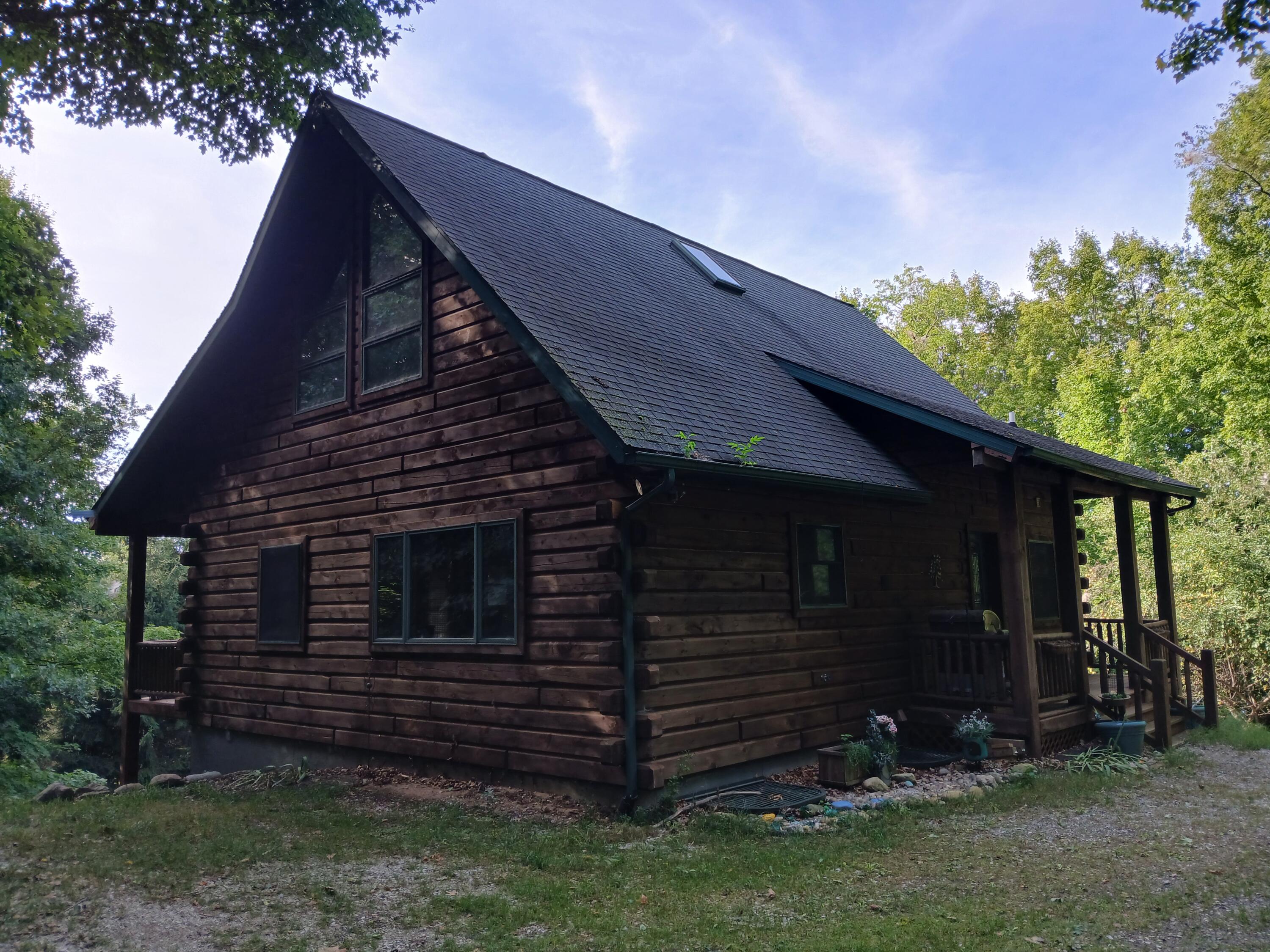6085 W Storm Ridge Lane Ludington MI 49431