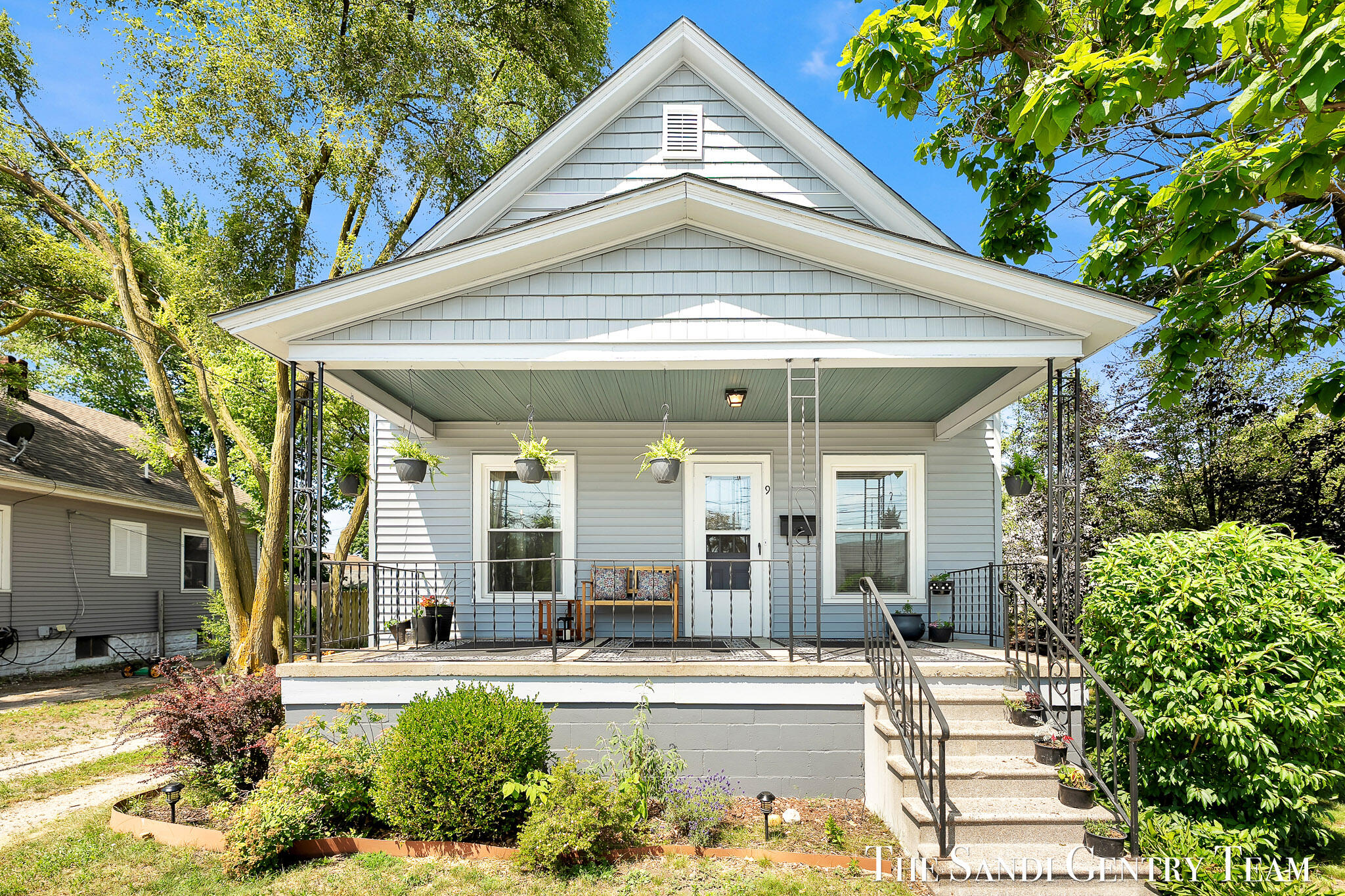 9 S Ferry Street Grand Haven MI 49417