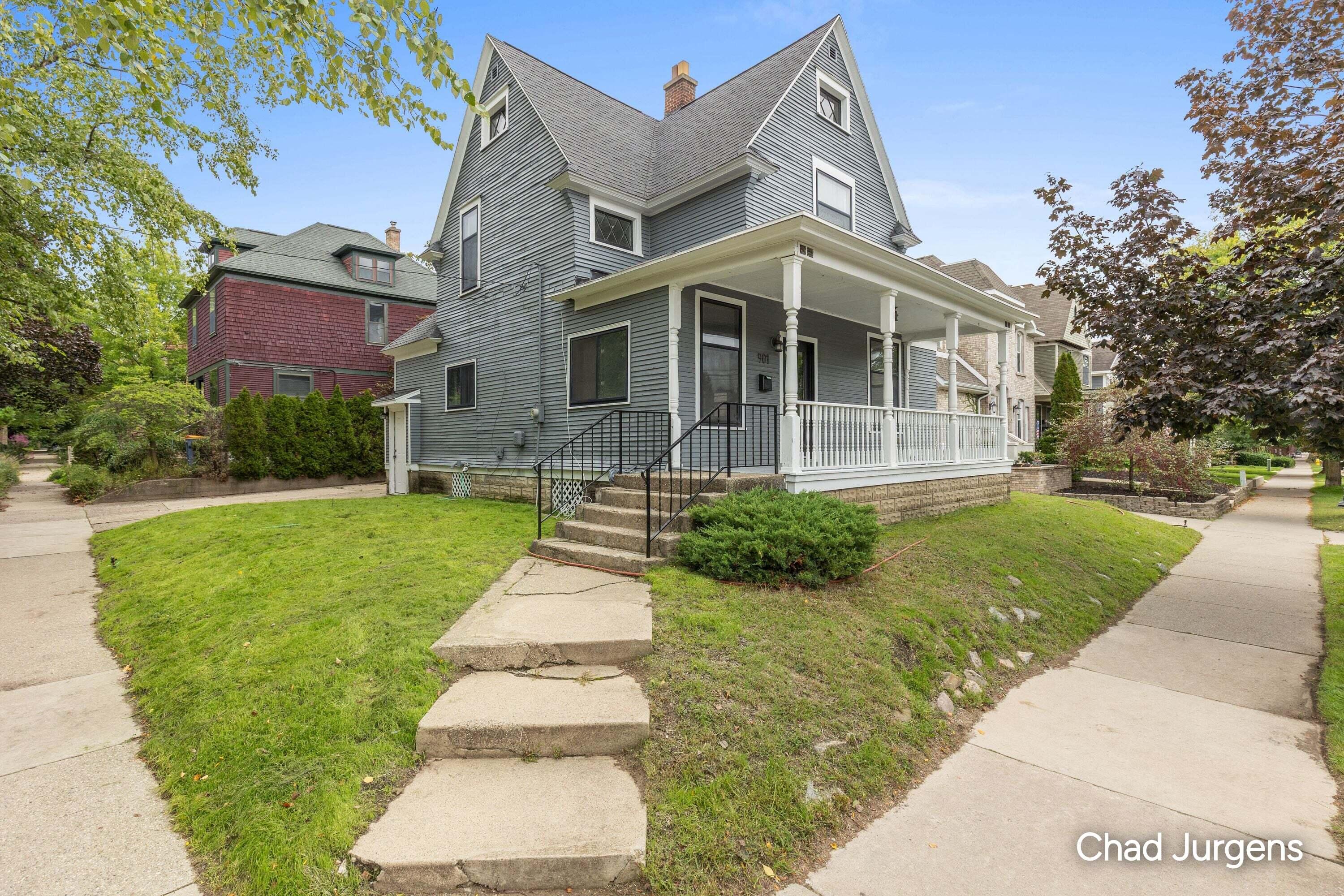 901 Wealthy Street SE Grand Rapids MI 49506