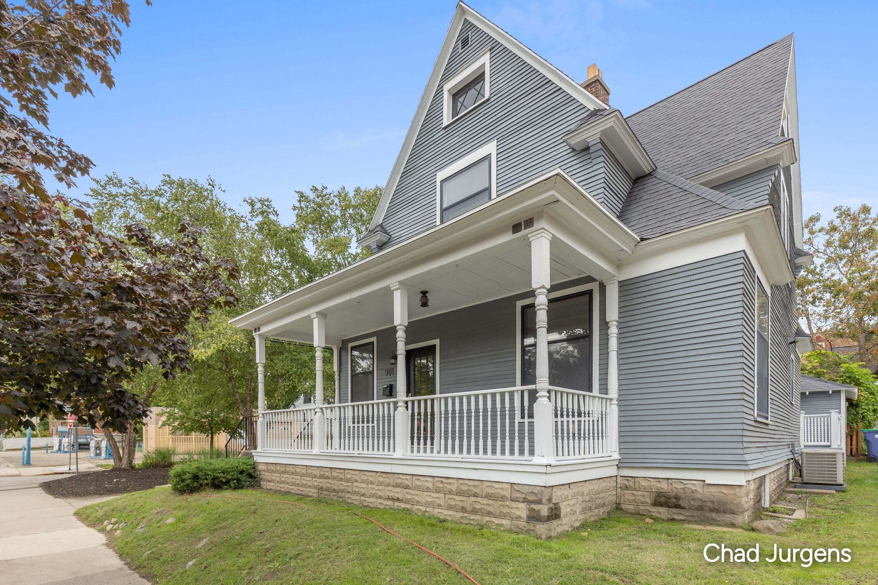 901 Wealthy Street SE Grand Rapids MI 49506