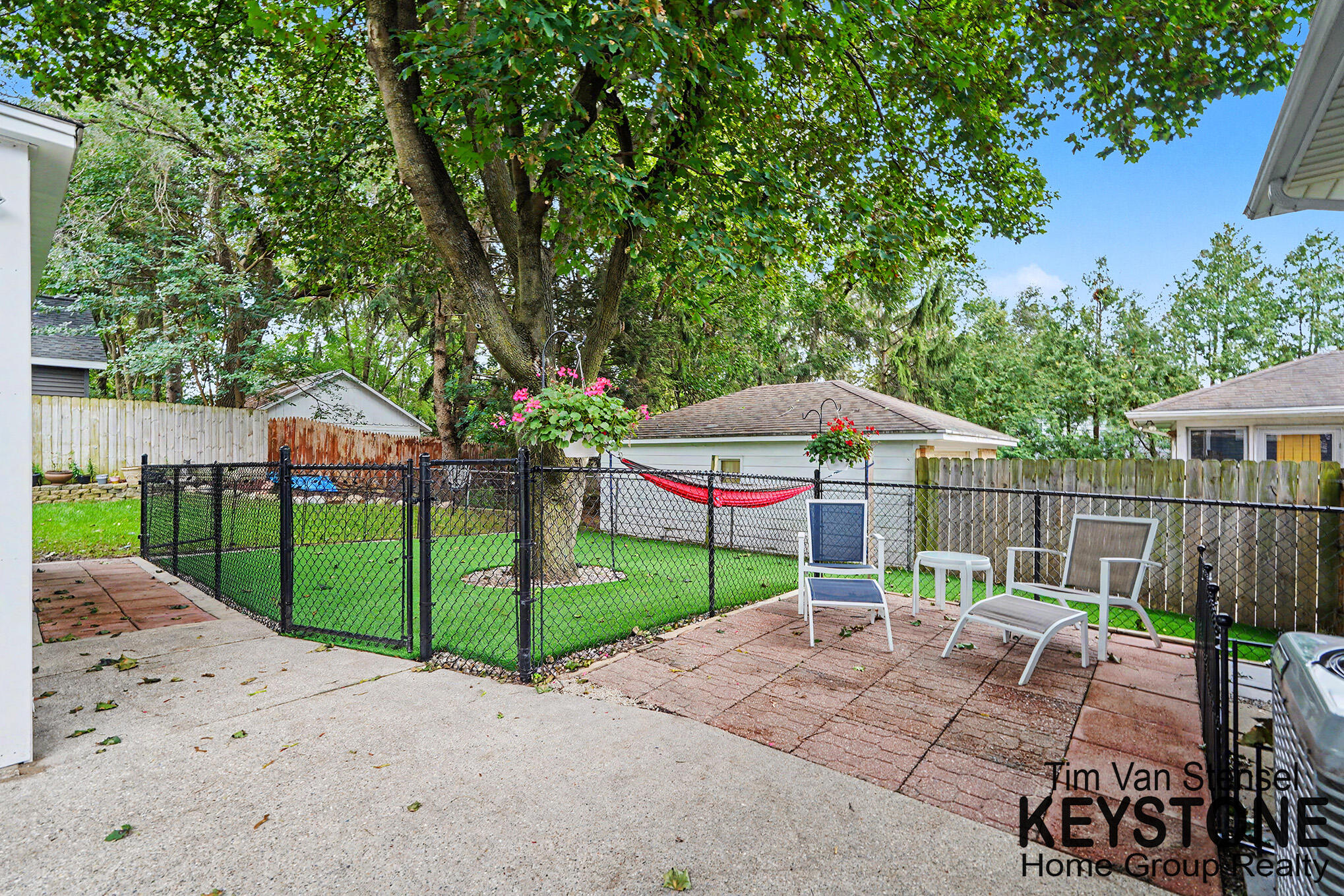 502 Tuttle Avenue NE Grand Rapids MI 49503