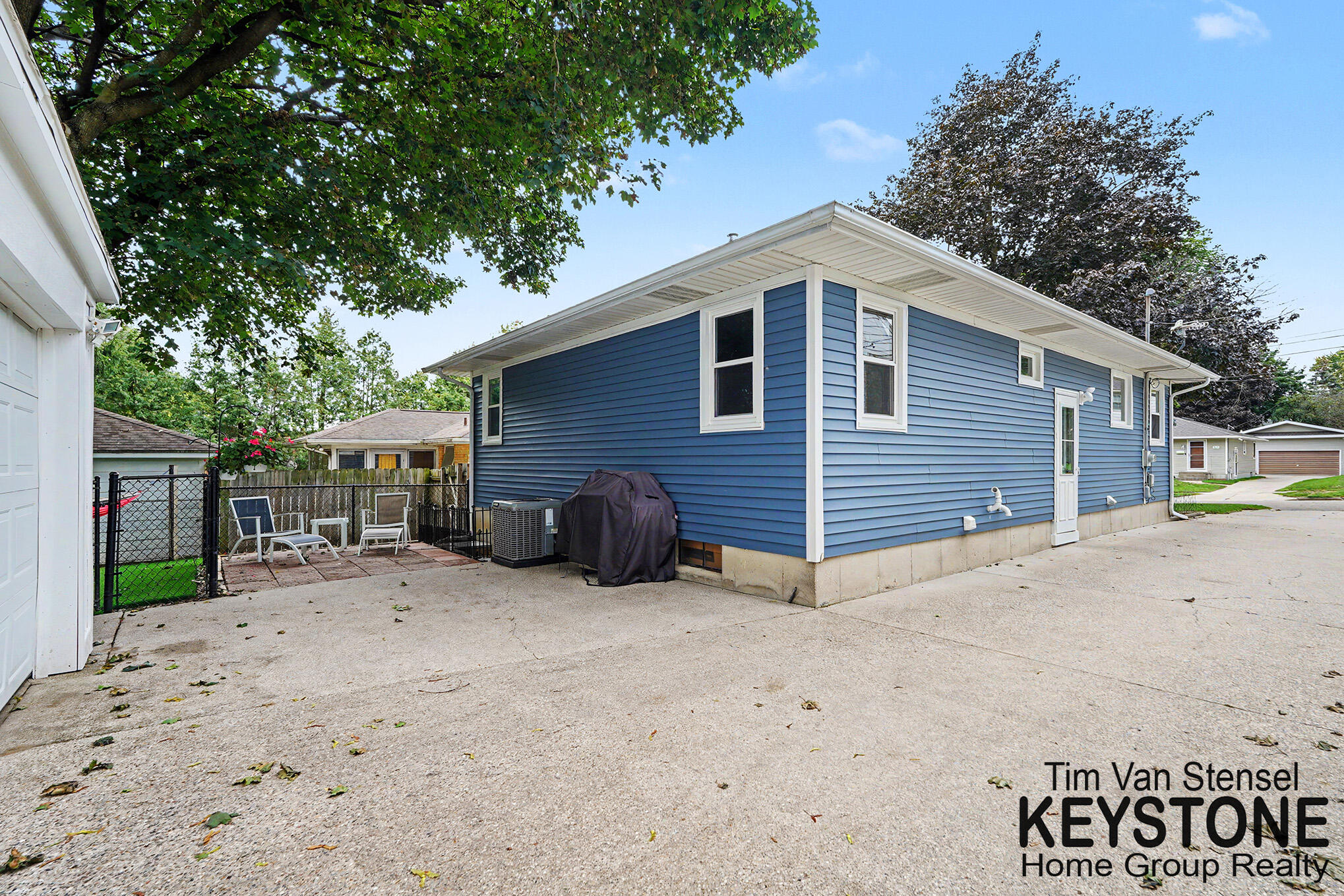 502 Tuttle Avenue NE Grand Rapids MI 49503