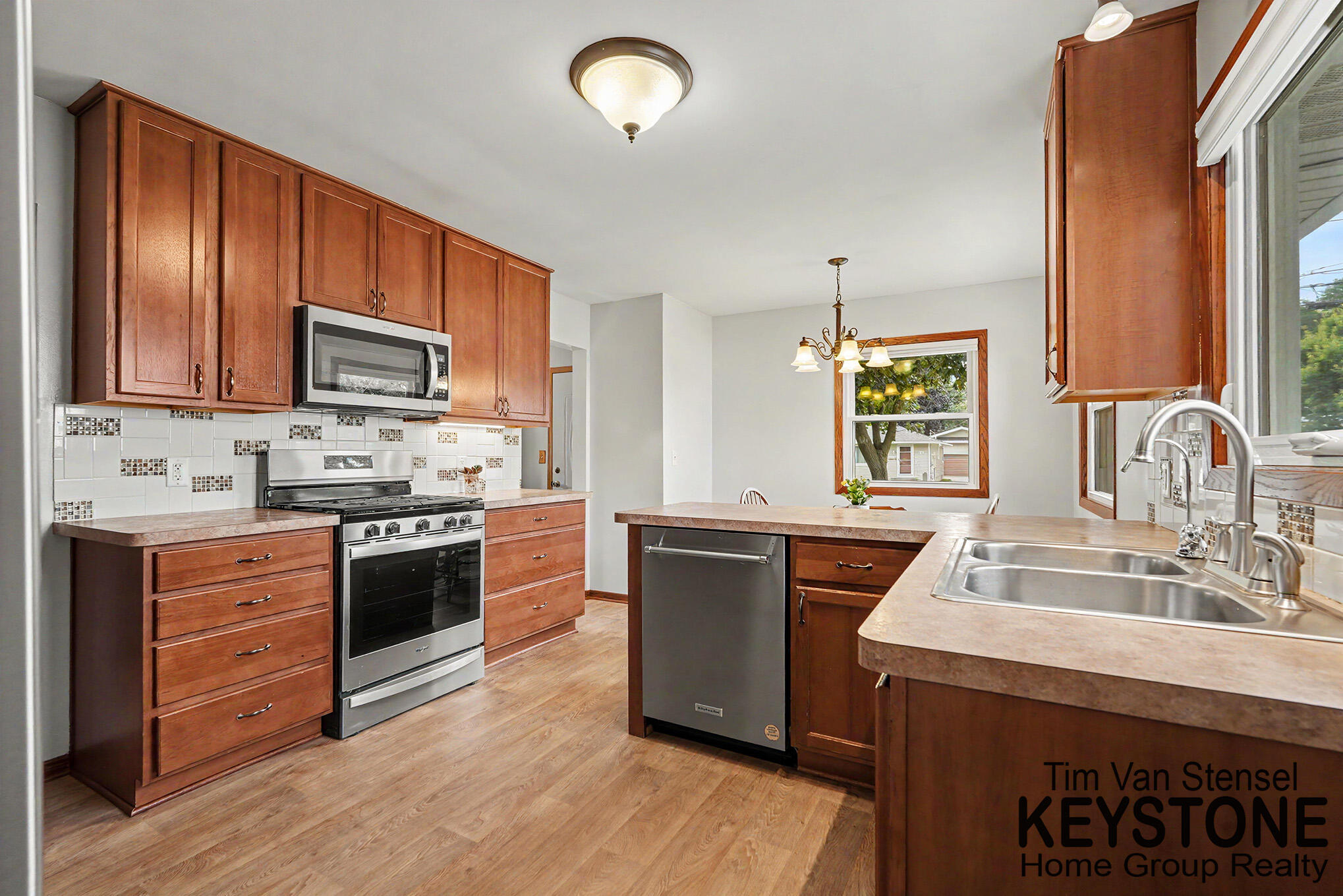502 Tuttle Avenue NE Grand Rapids MI 49503