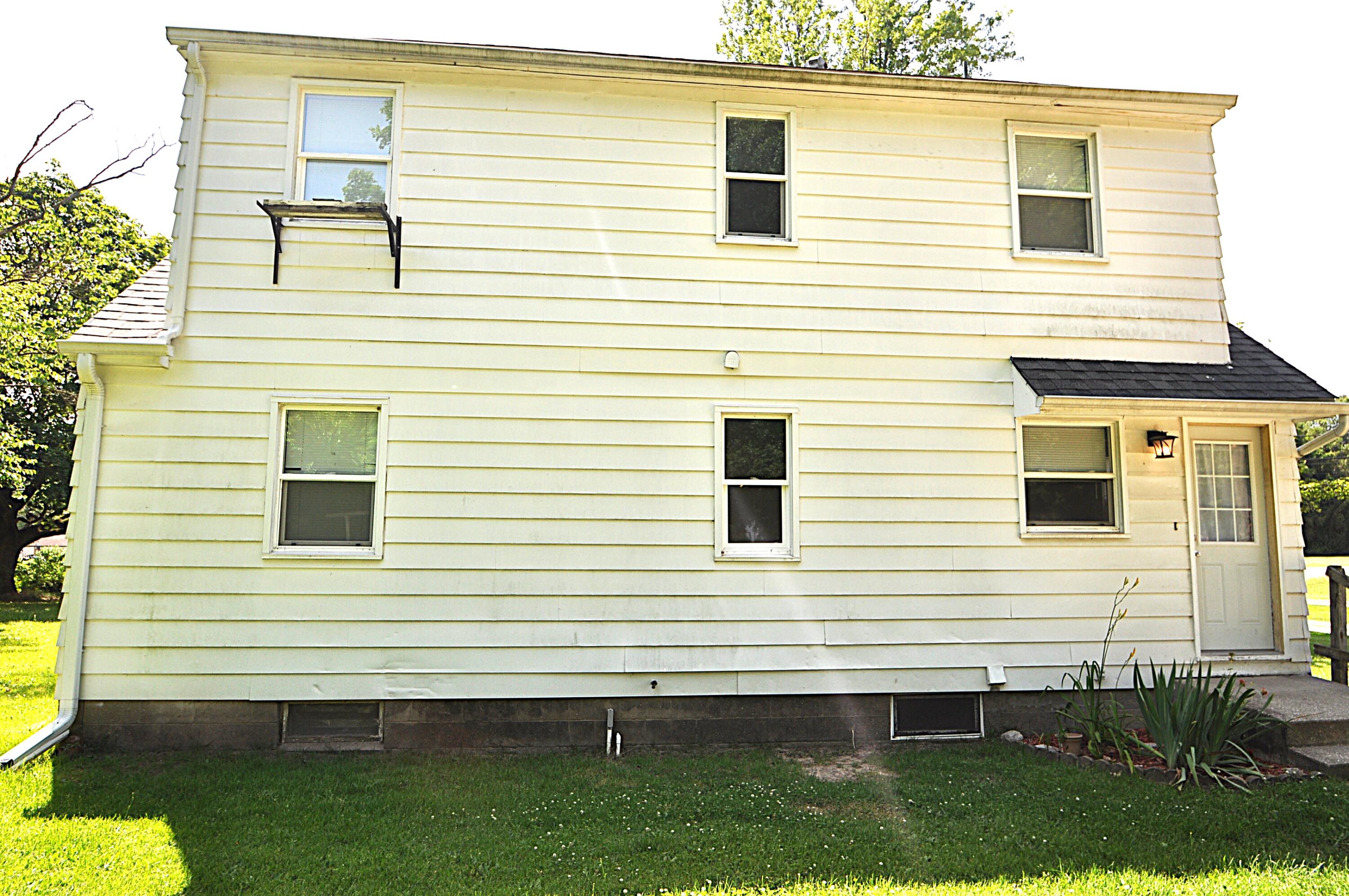 3053 S 3rd Street Niles MI 49120